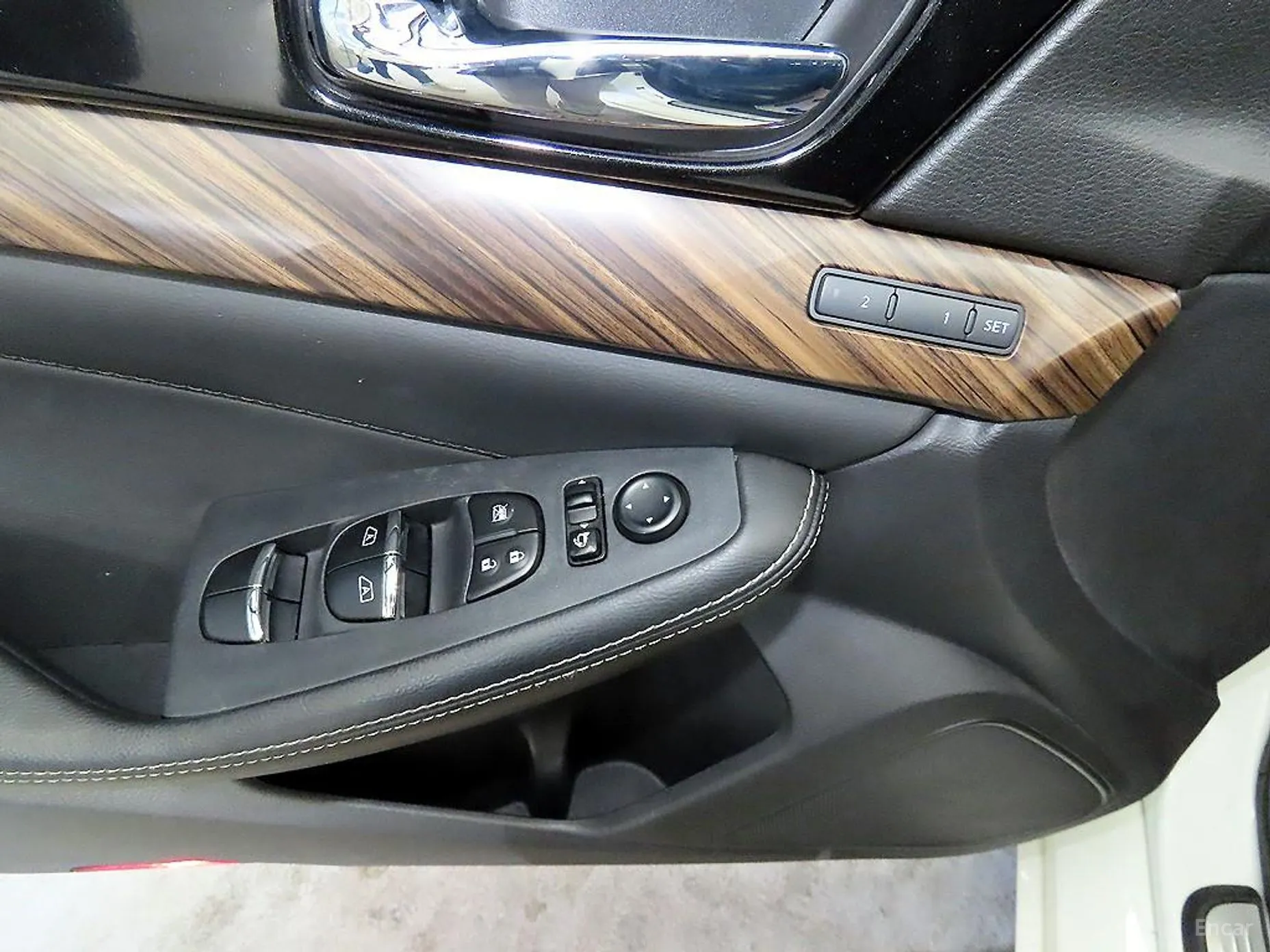Nissan Maxima (A36) превью 13