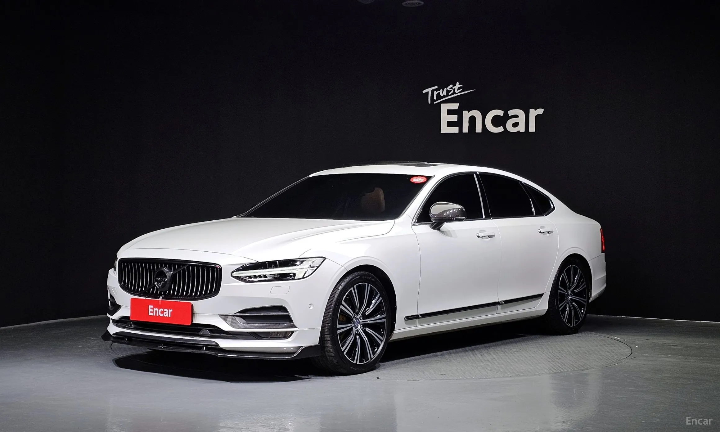 S90