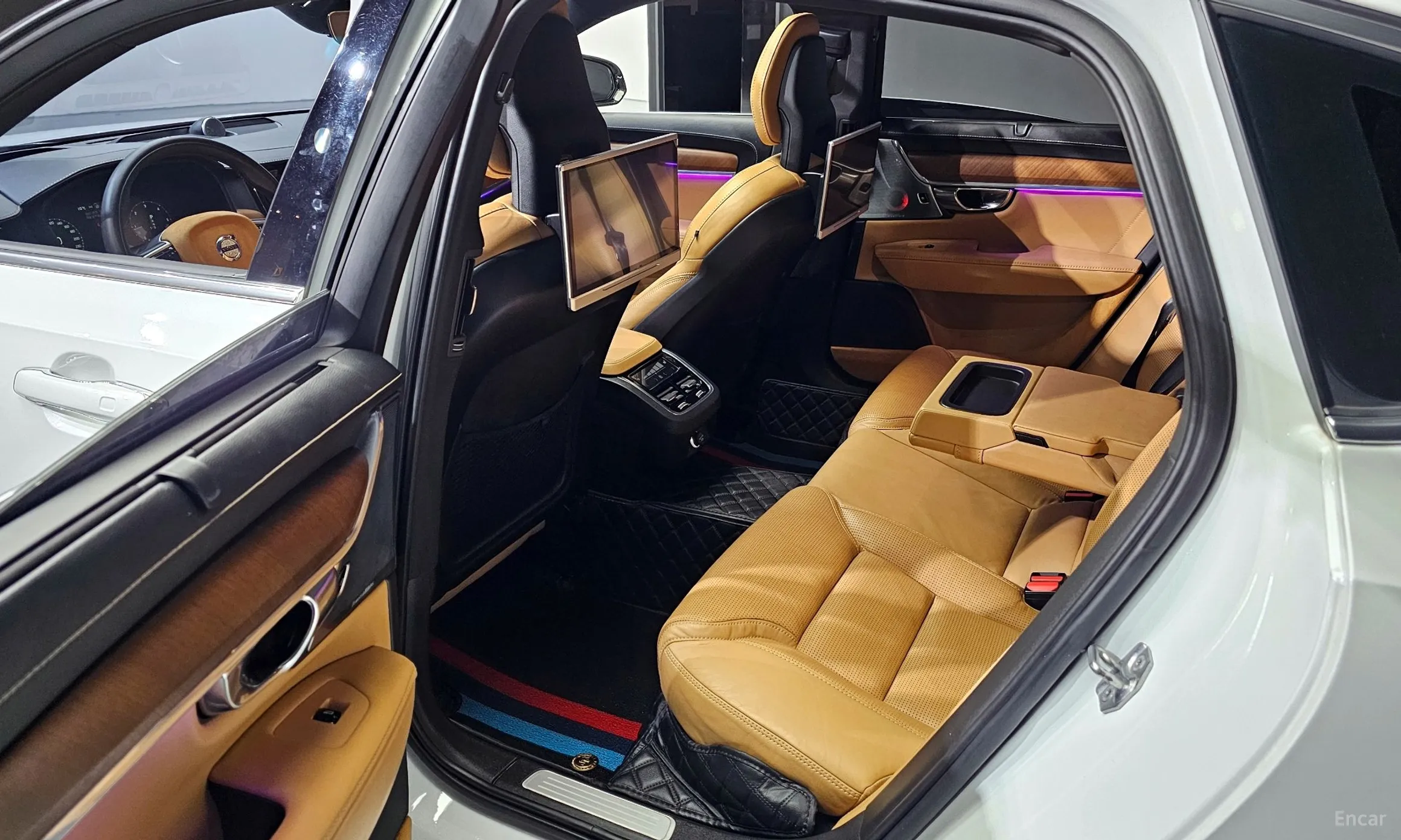 Volvo S90 превью 11