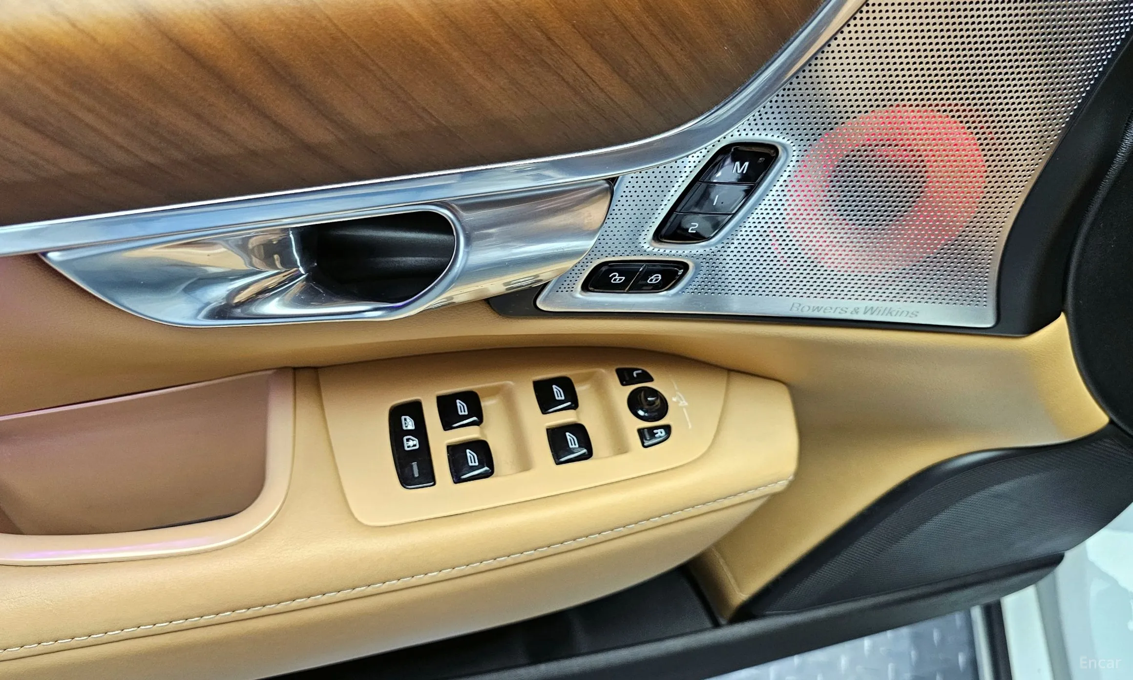 Volvo S90 превью 14