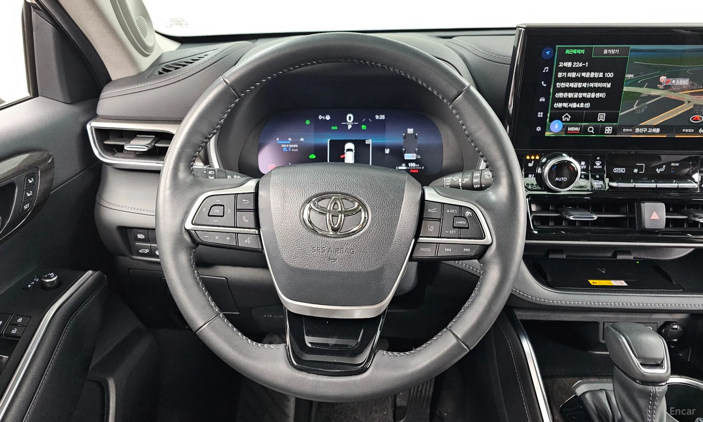 Toyota Highlander 4th generation превью 13