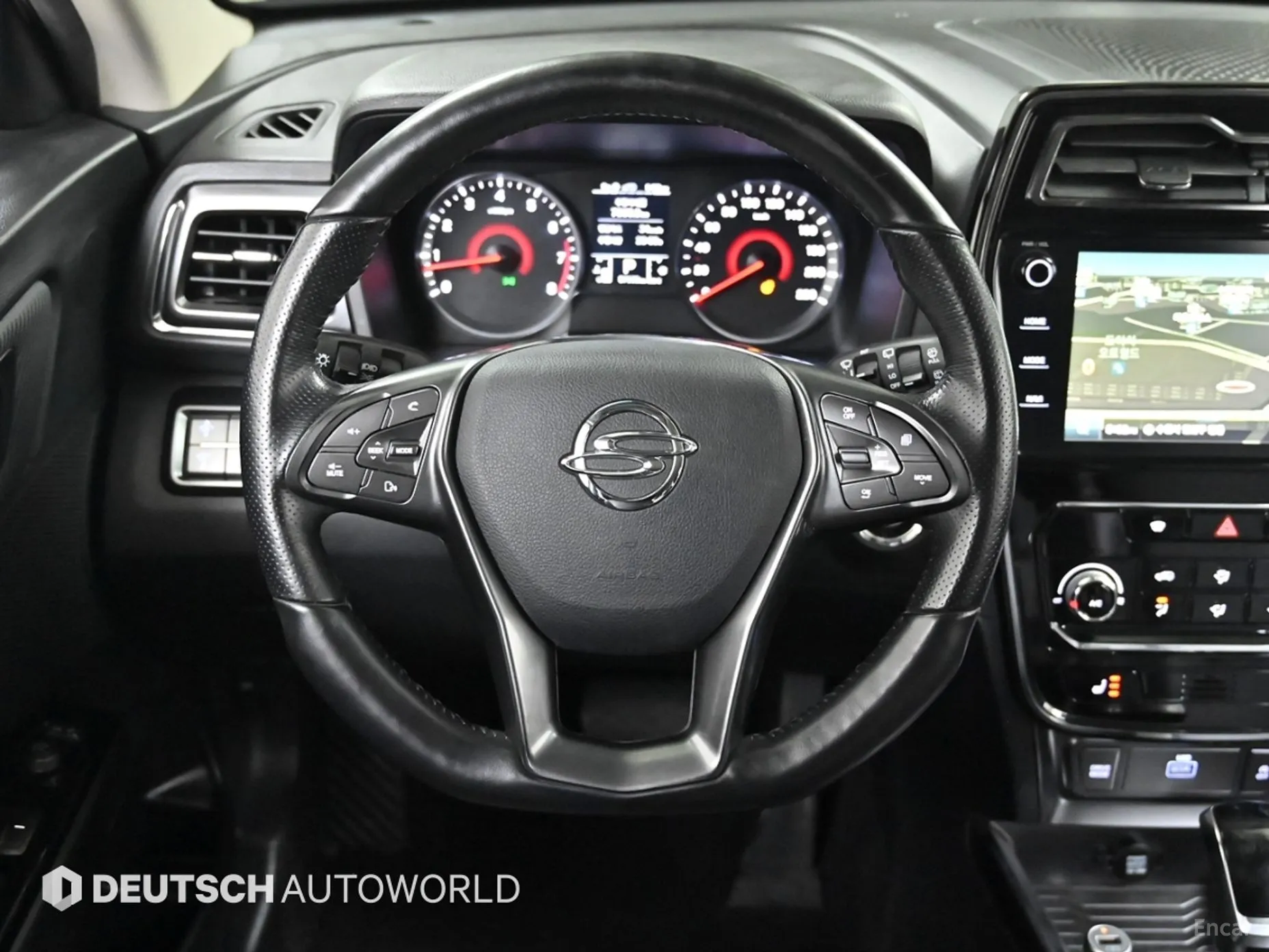 KG Mobility (SsangYong) Tivoli Air превью 13