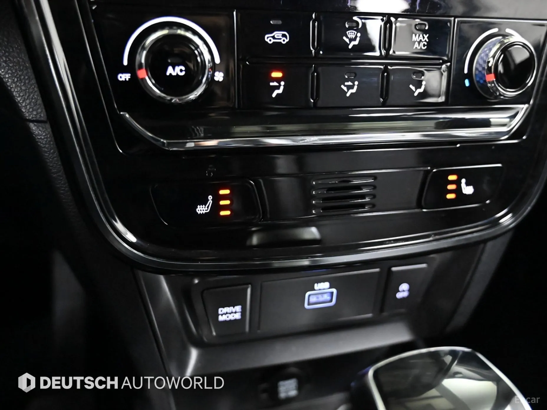 KG Mobility (SsangYong) Tivoli Air превью 17