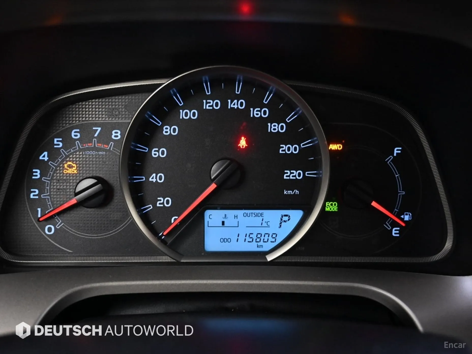 Toyota RAV4 превью 8