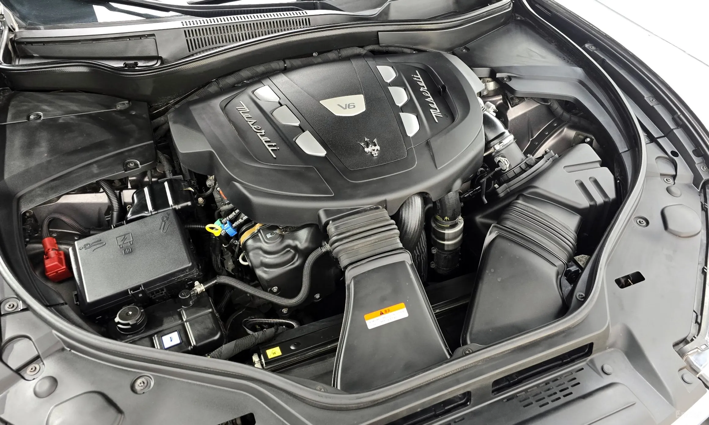 Maserati Levante превью 6