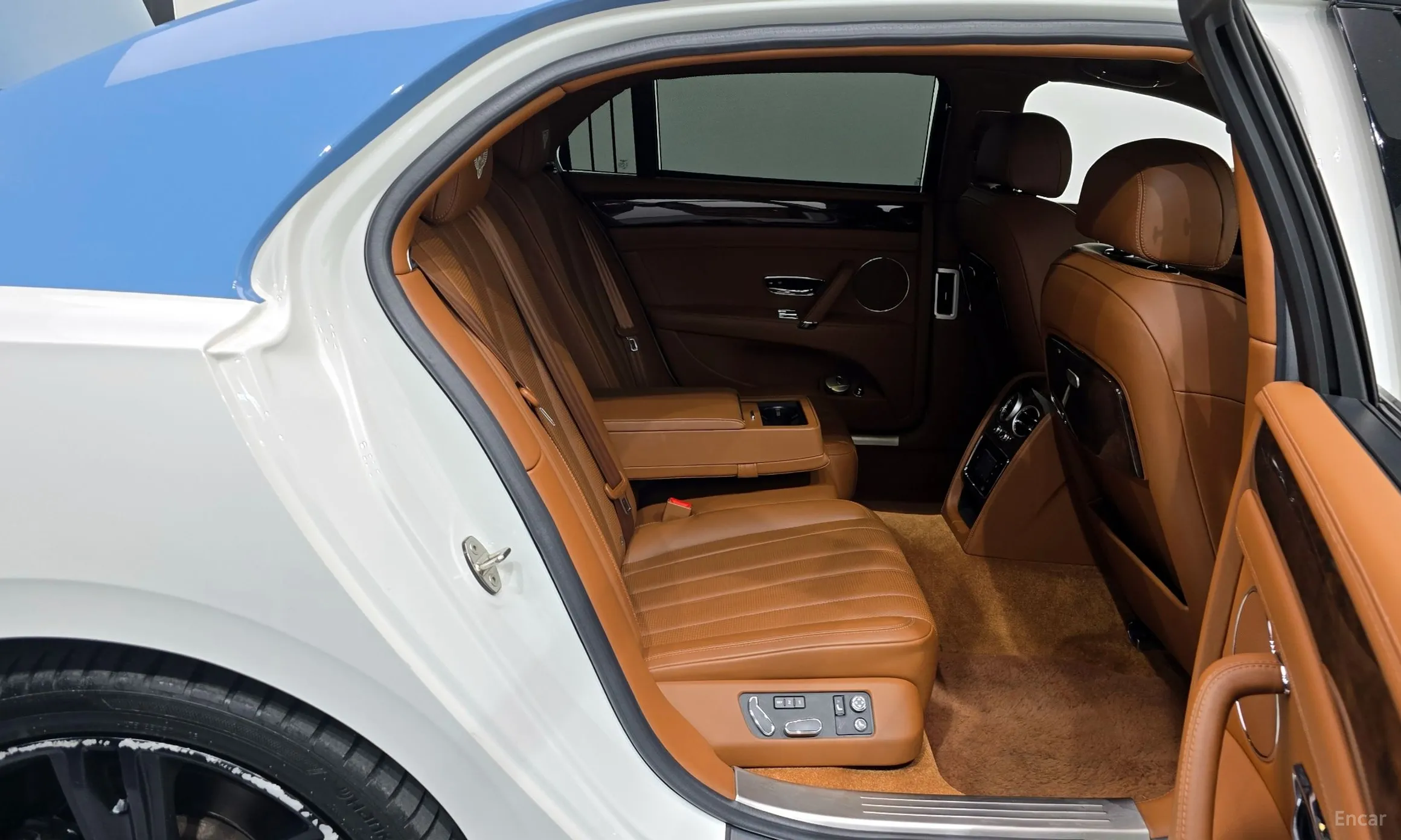 Bentley Flying Spur 2nd Generation превью 12