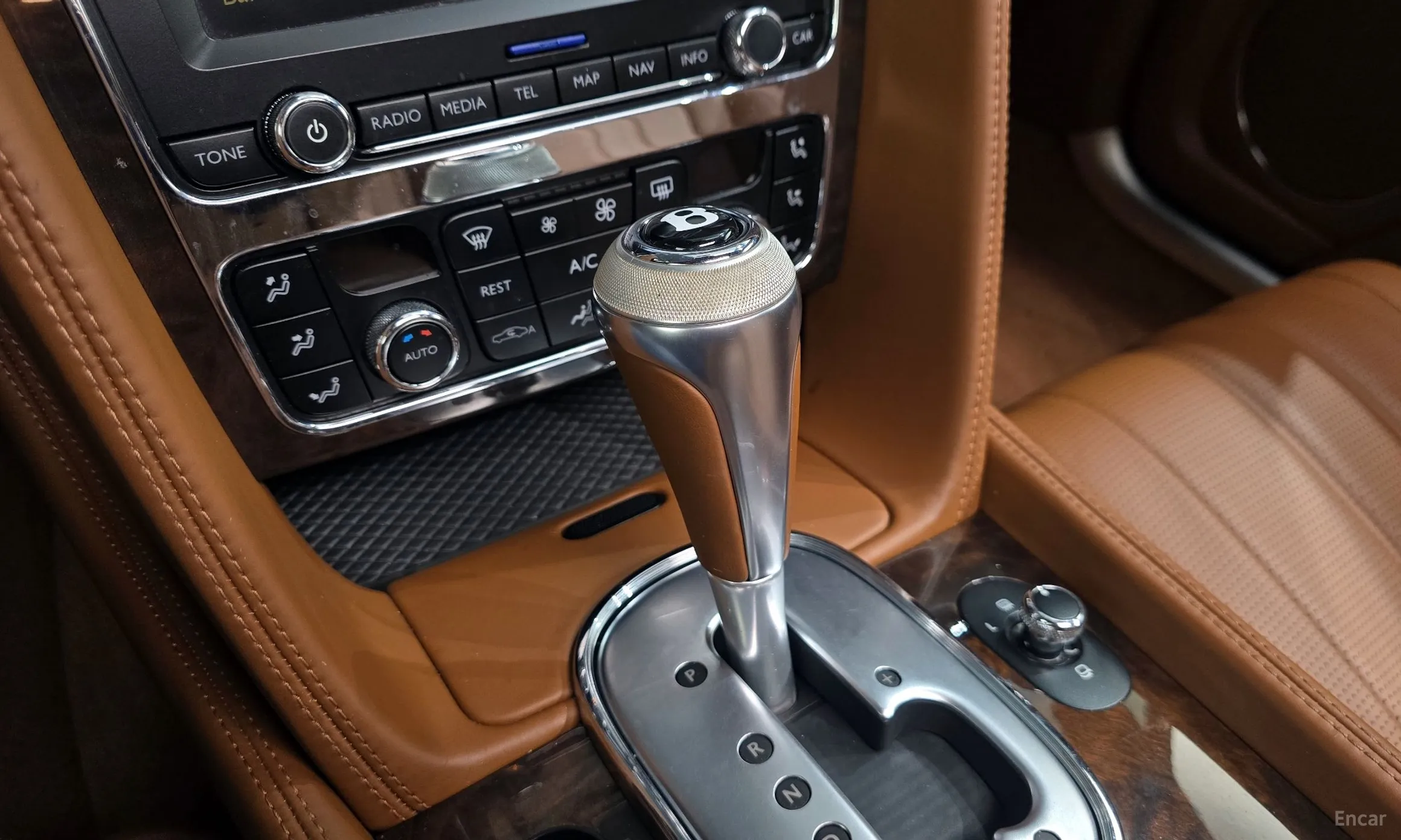 Bentley Flying Spur 2nd Generation превью 9