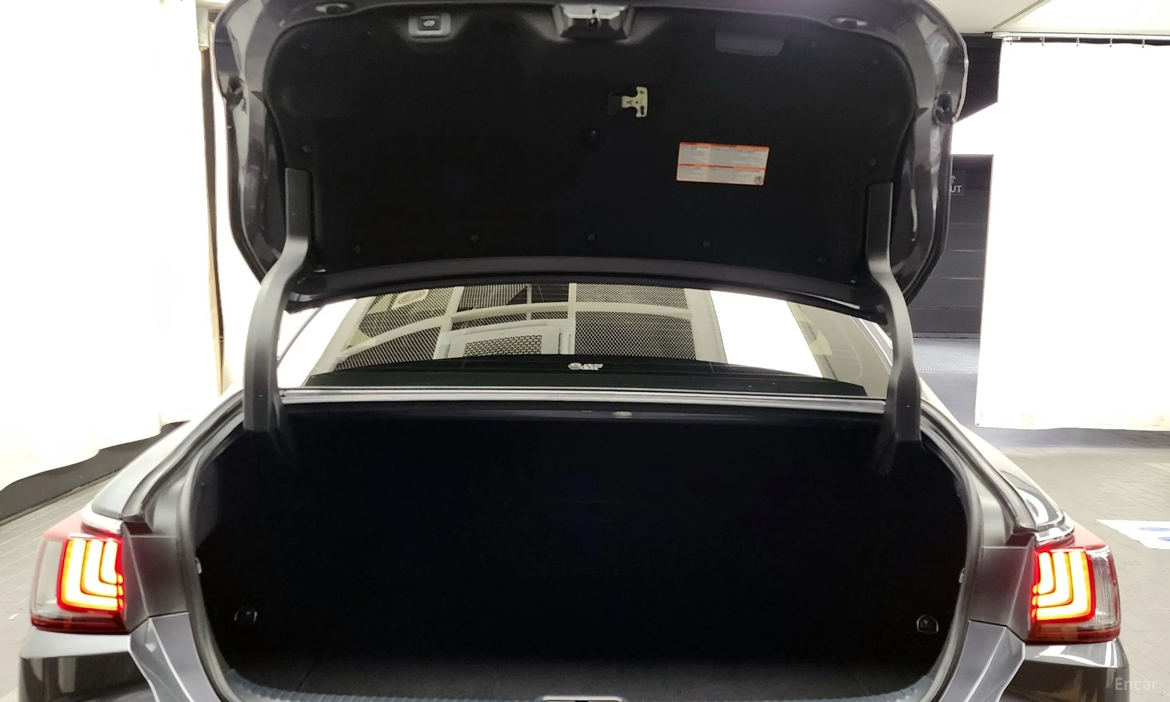 Lexus ES300h 7th Generation превью 20