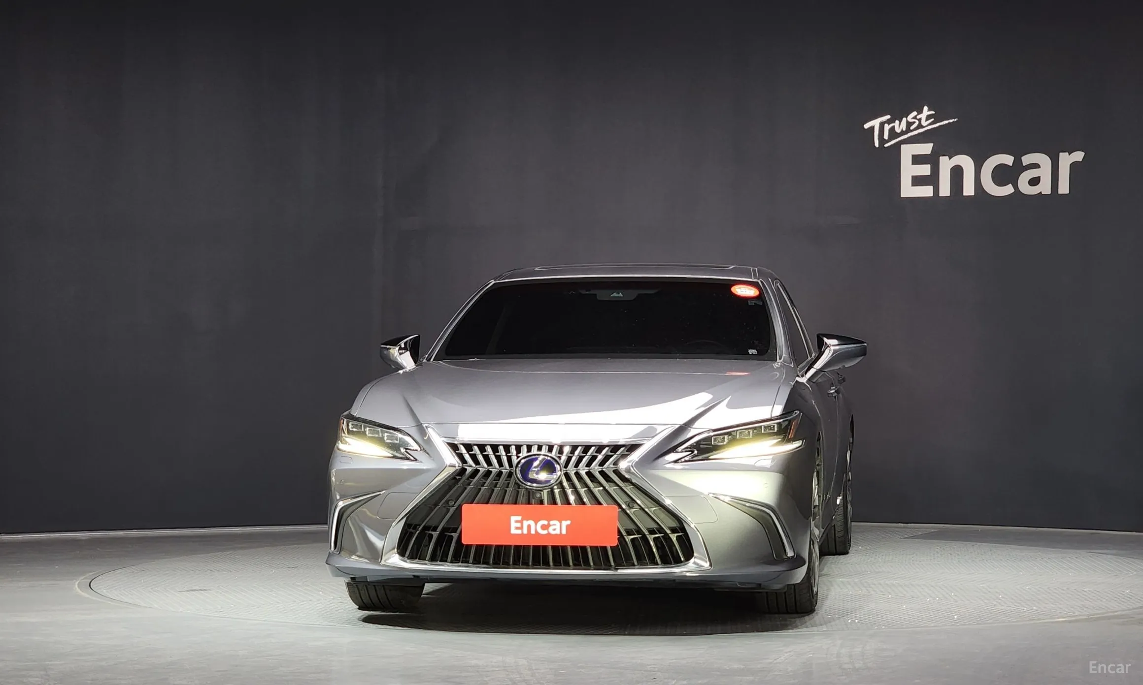 Lexus ES300h 7th Generation превью 3