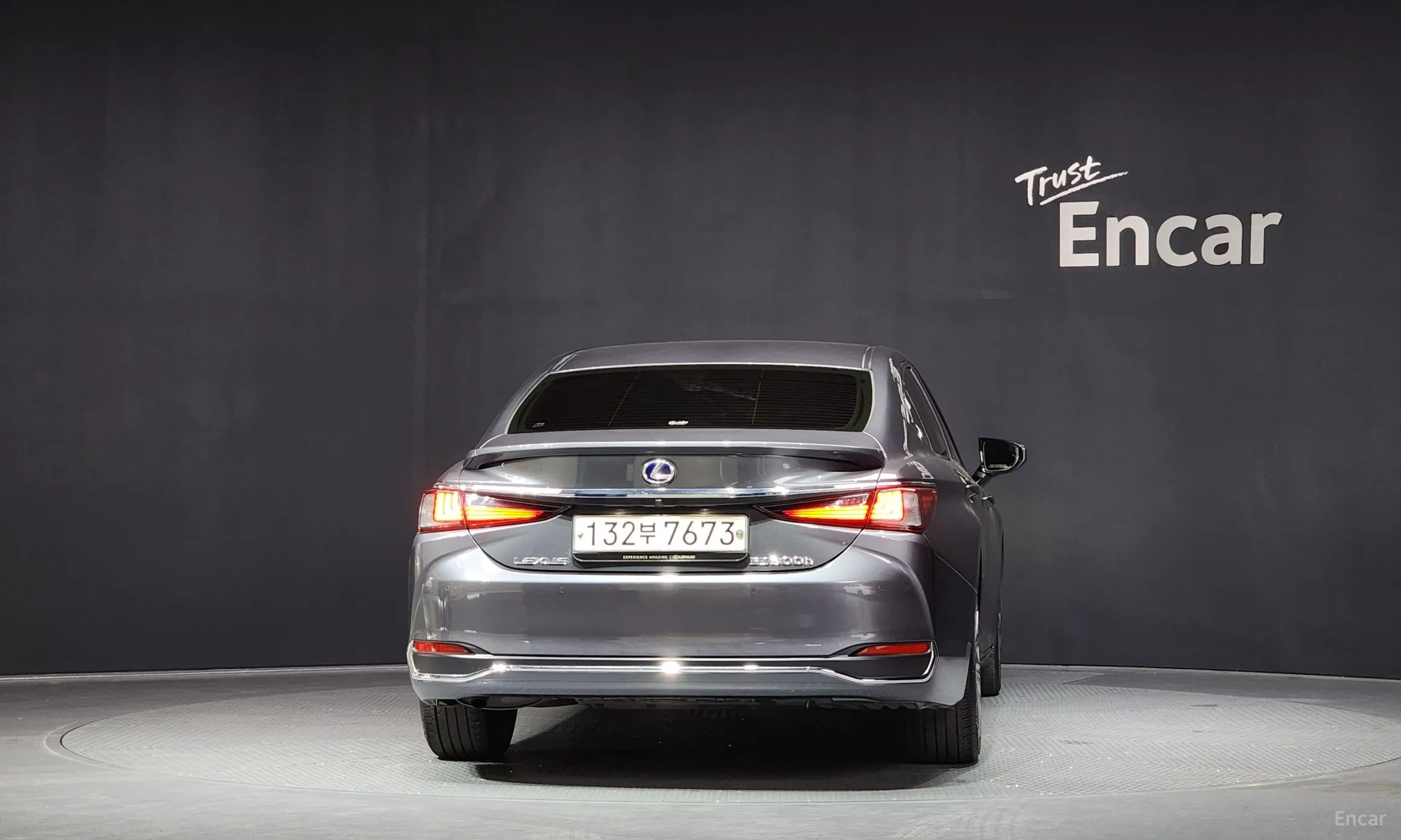 Lexus ES300h 7th Generation превью 4