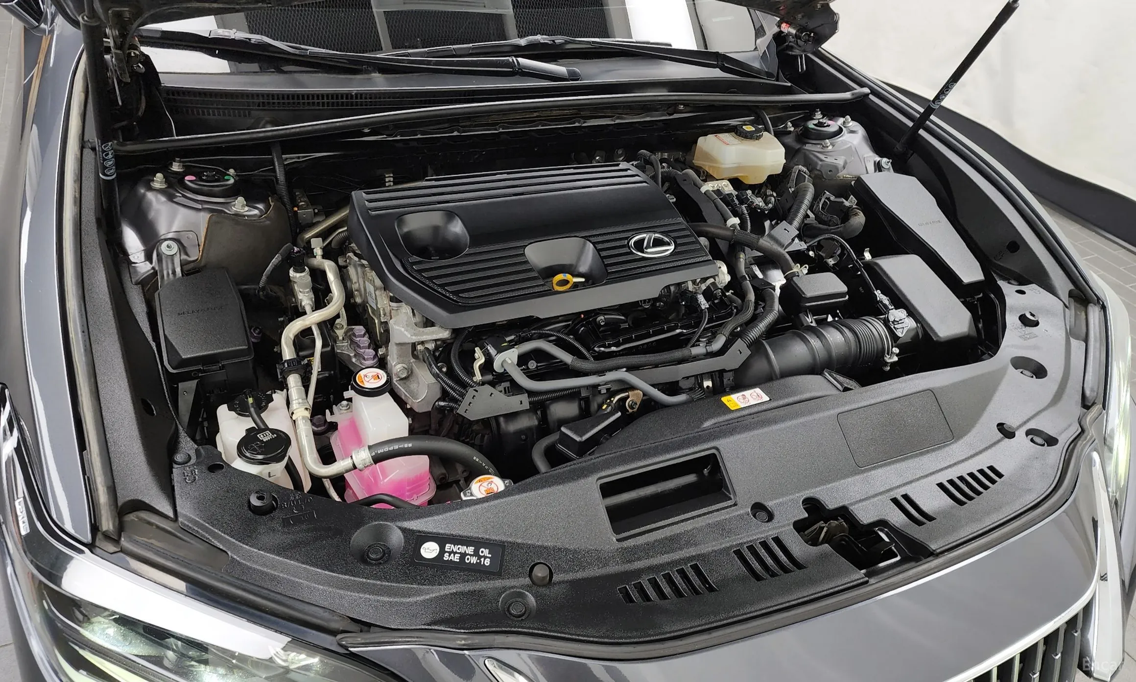 Lexus ES300h 7th Generation превью 6