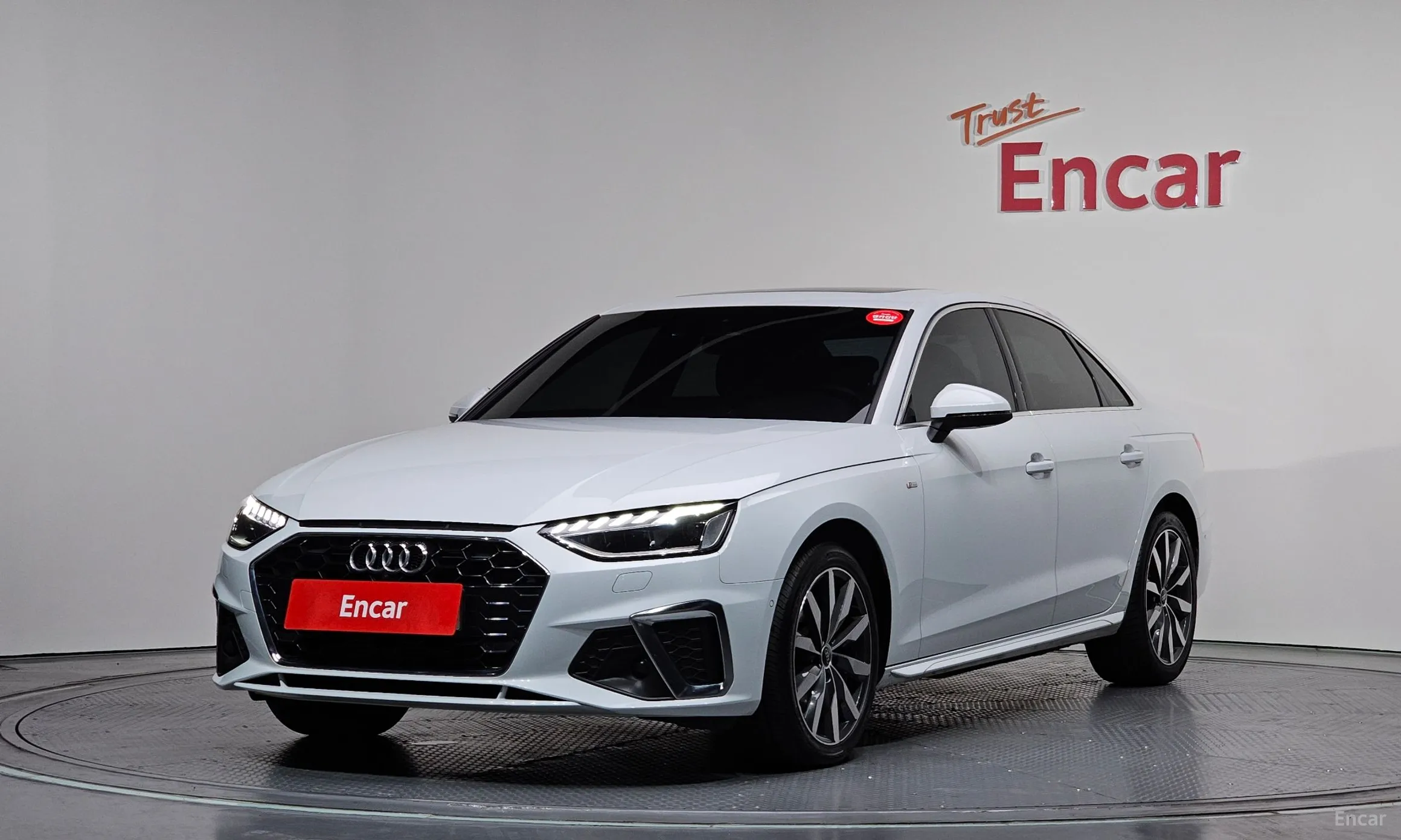 Audi A4 (B9)