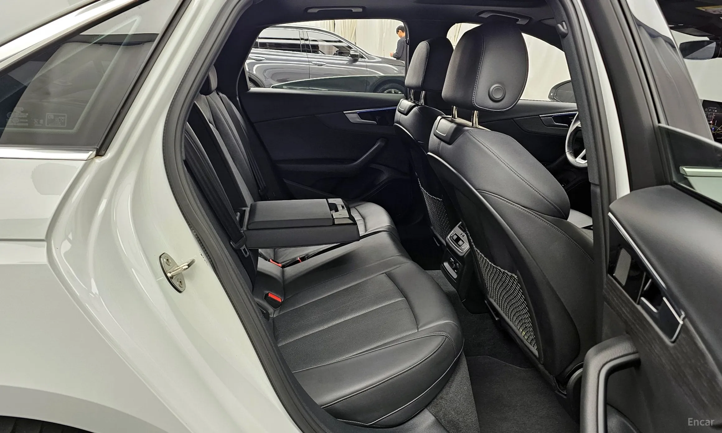 Audi A4 (B9) превью 12