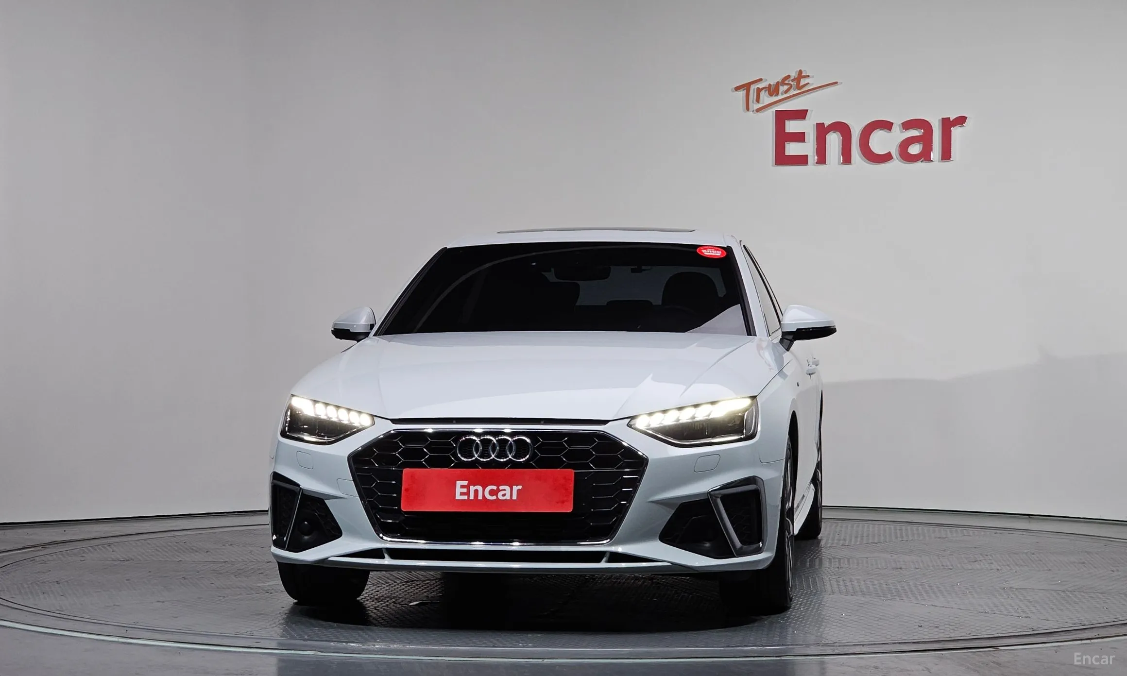 Audi A4 (B9) превью 3