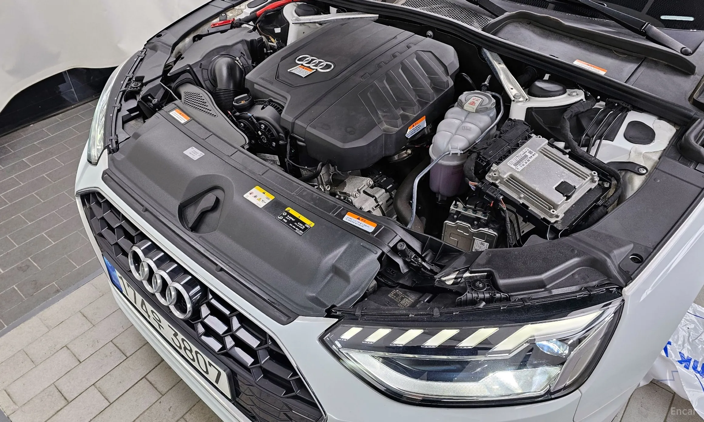 Audi A4 (B9) превью 6