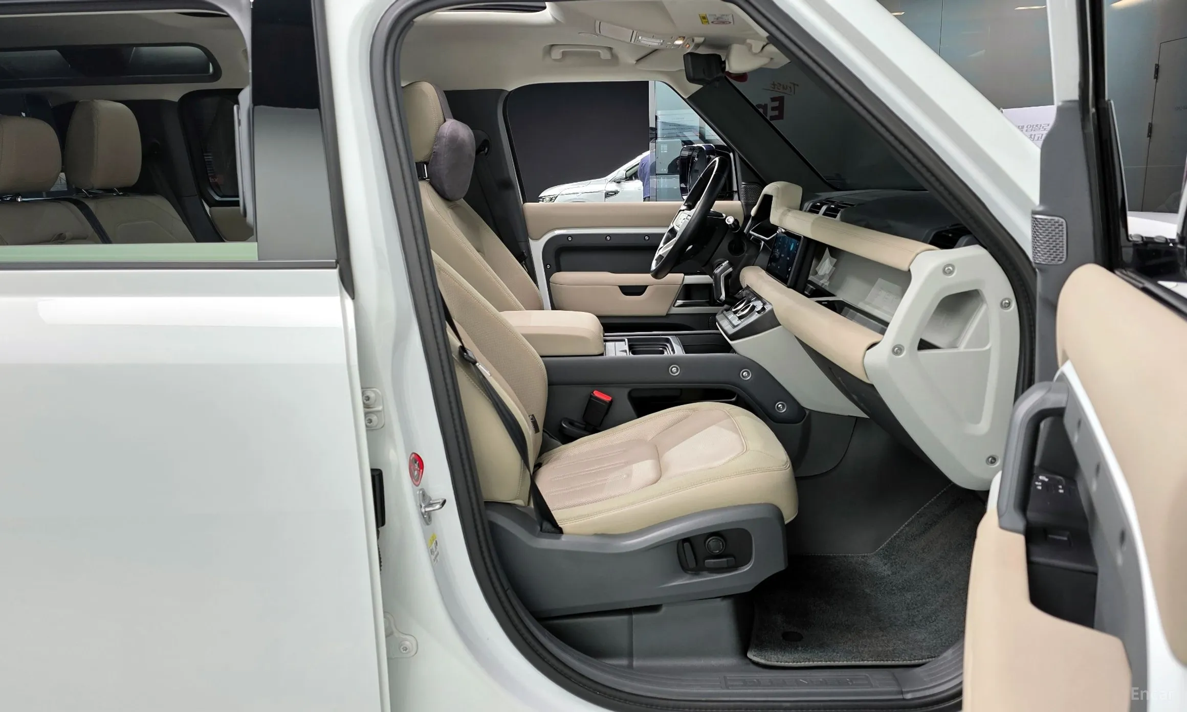 Land Rover Defender (L663) превью 10