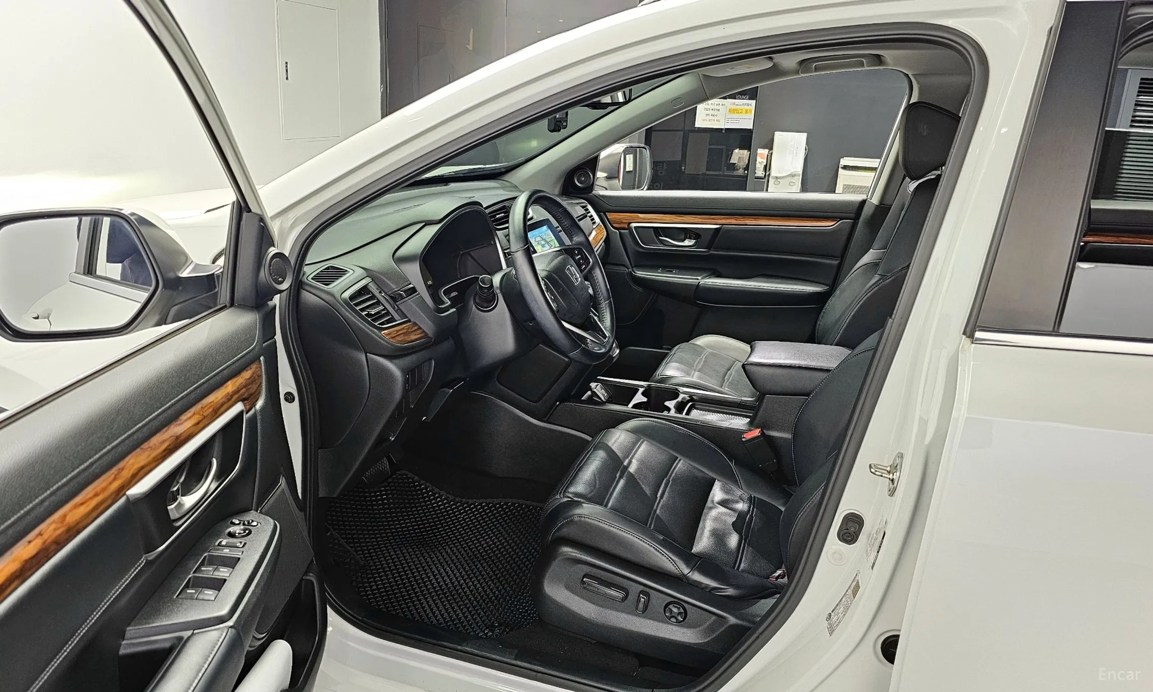 Honda CR-V 5th generation превью 10
