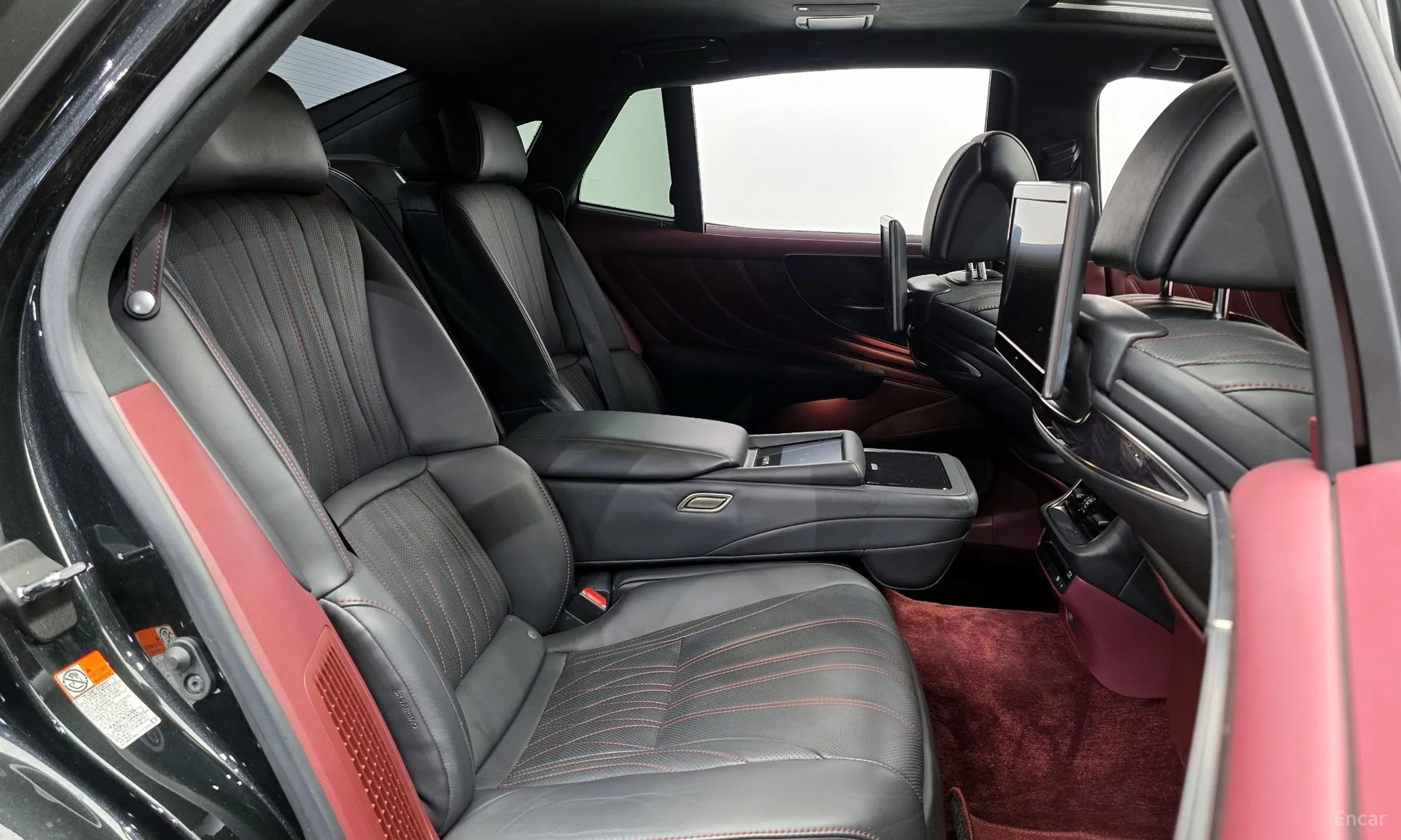 Lexus LS500h Gen 5 превью 12