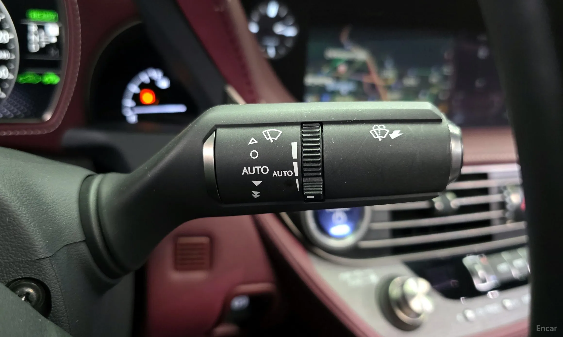 Lexus LS500h Gen 5 превью 20