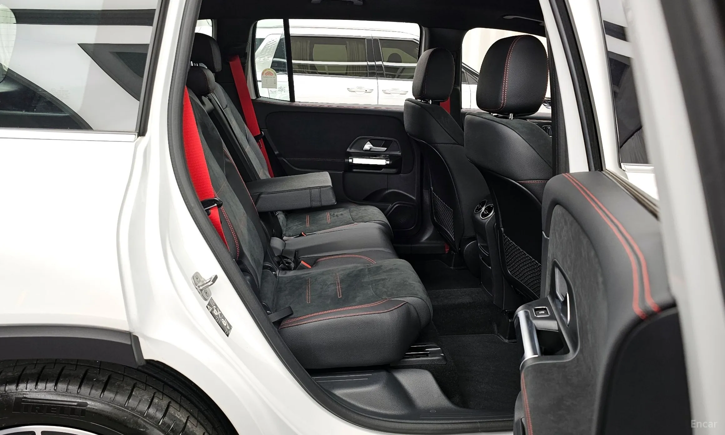 Mercedes Benz GLB-Class X247 превью 12