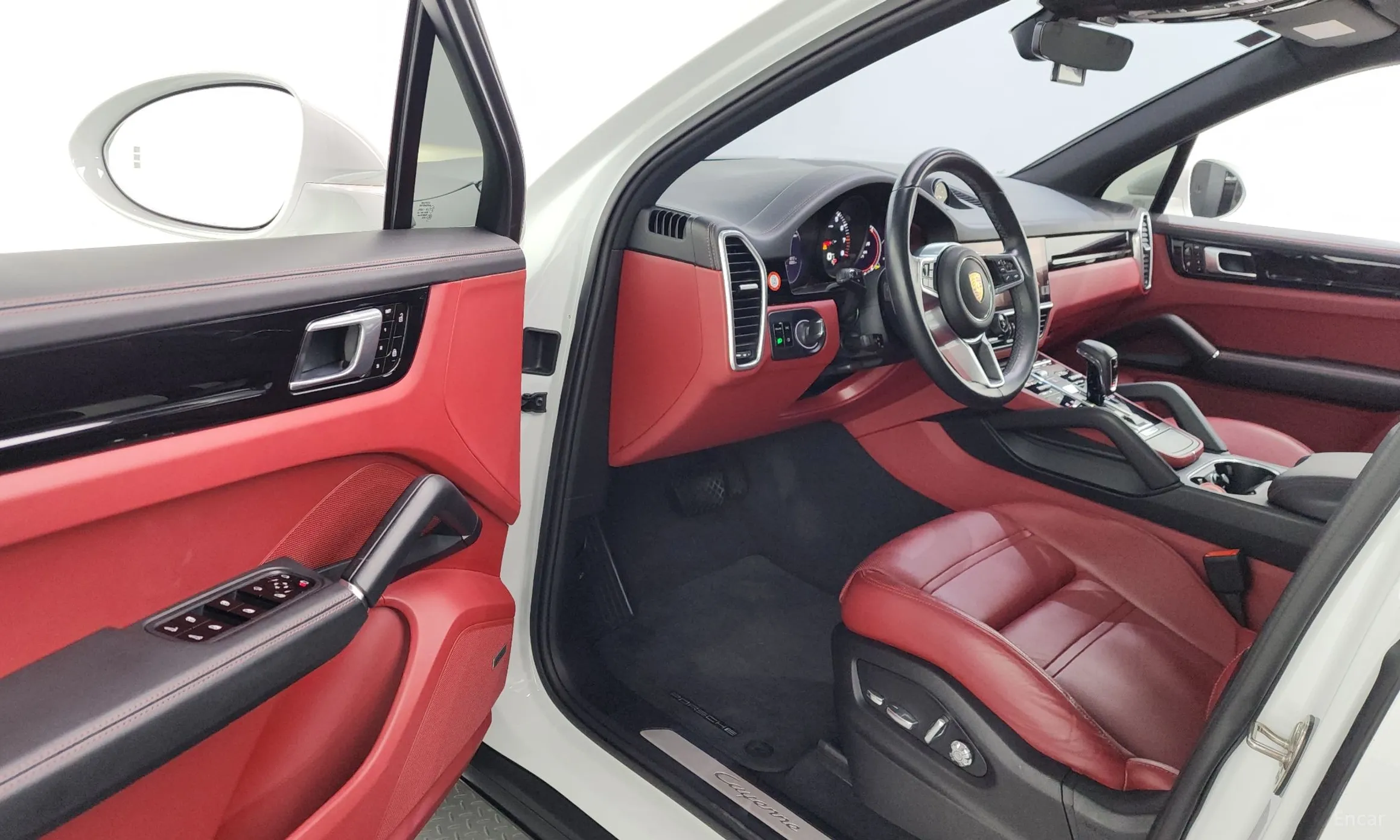 Porsche Cayenne (PO536) превью 10