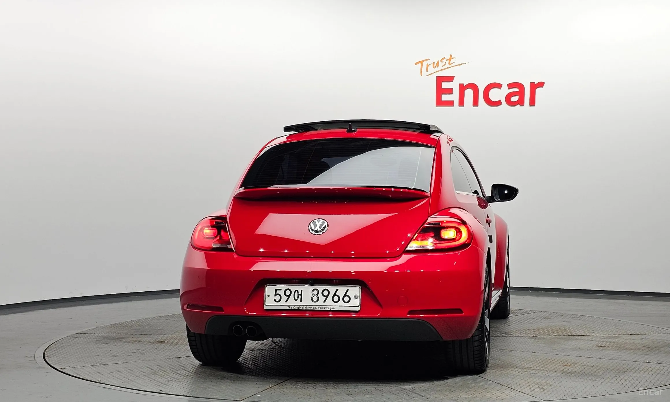 Volkswagen The Beetle превью 4