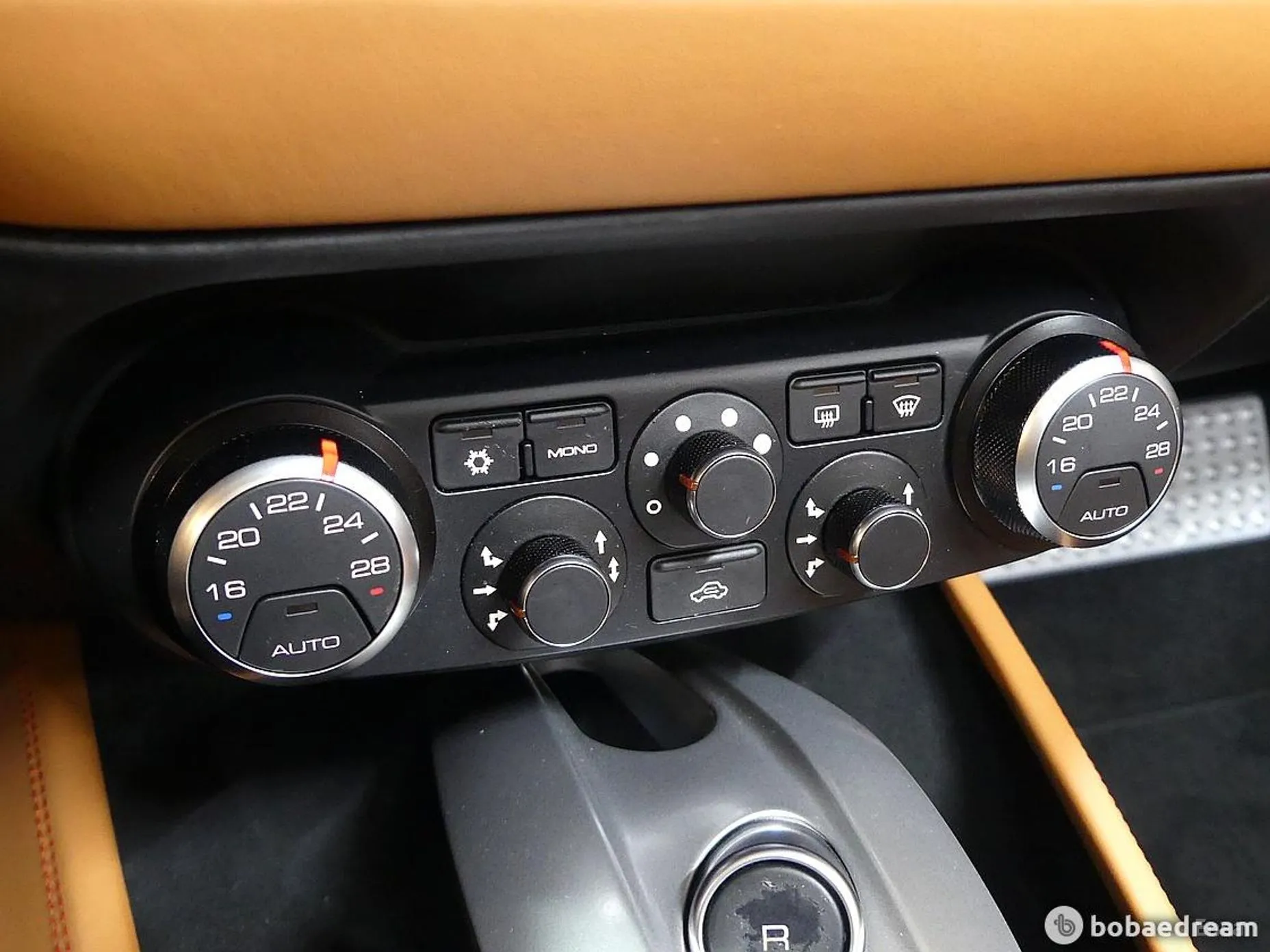 Ferrari California превью 15