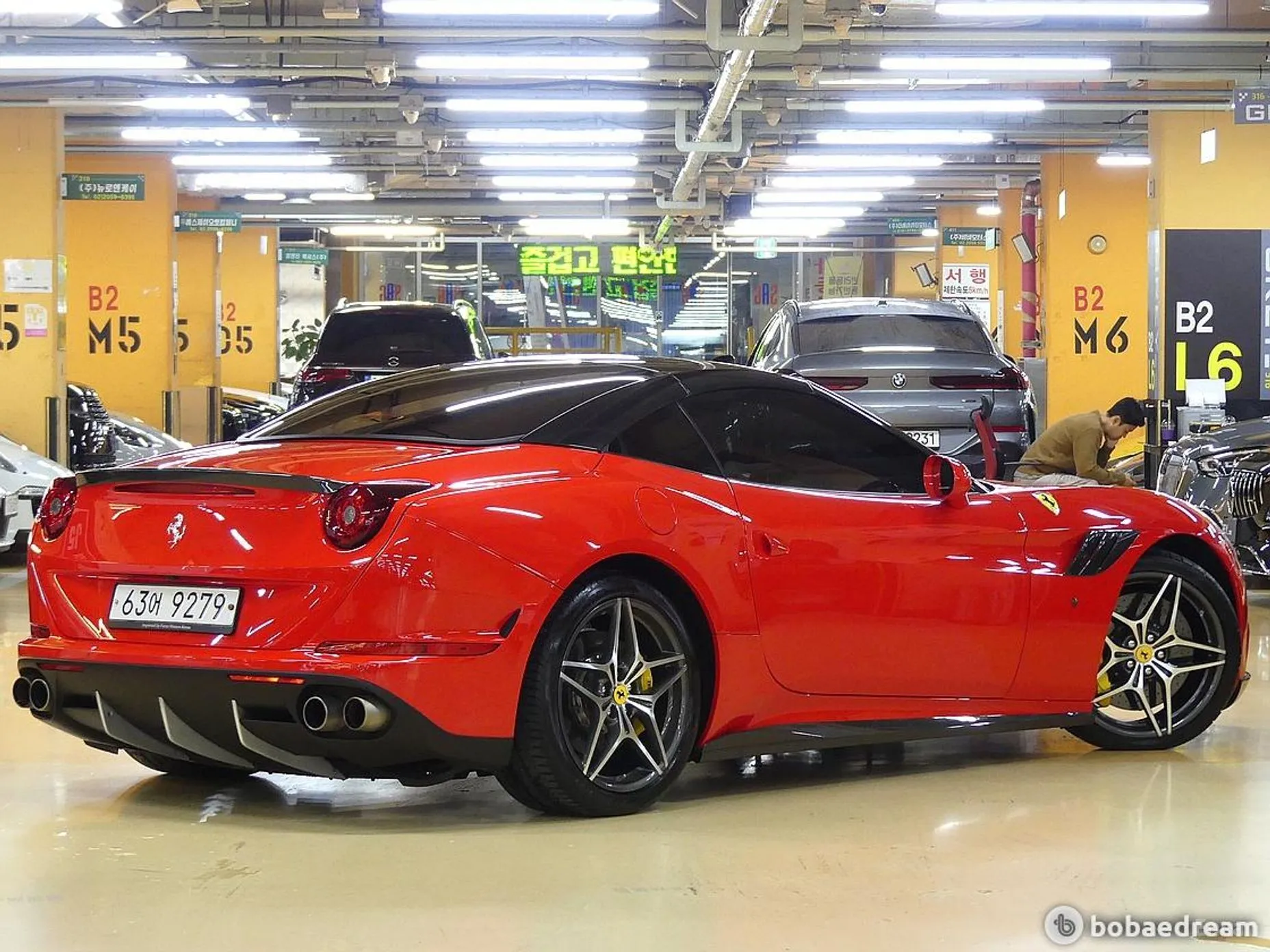 Ferrari California