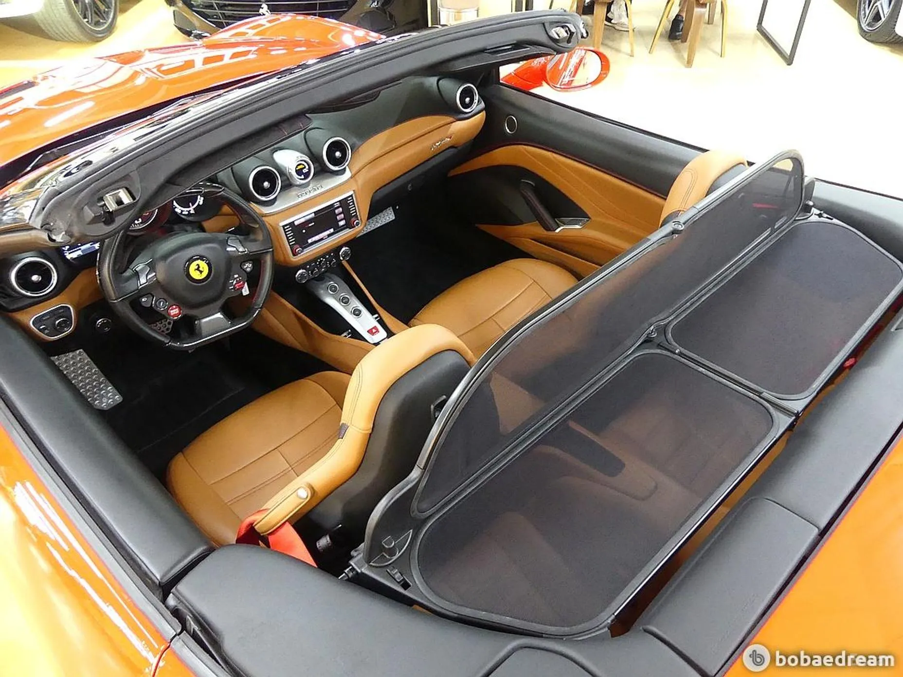 Ferrari California превью 16
