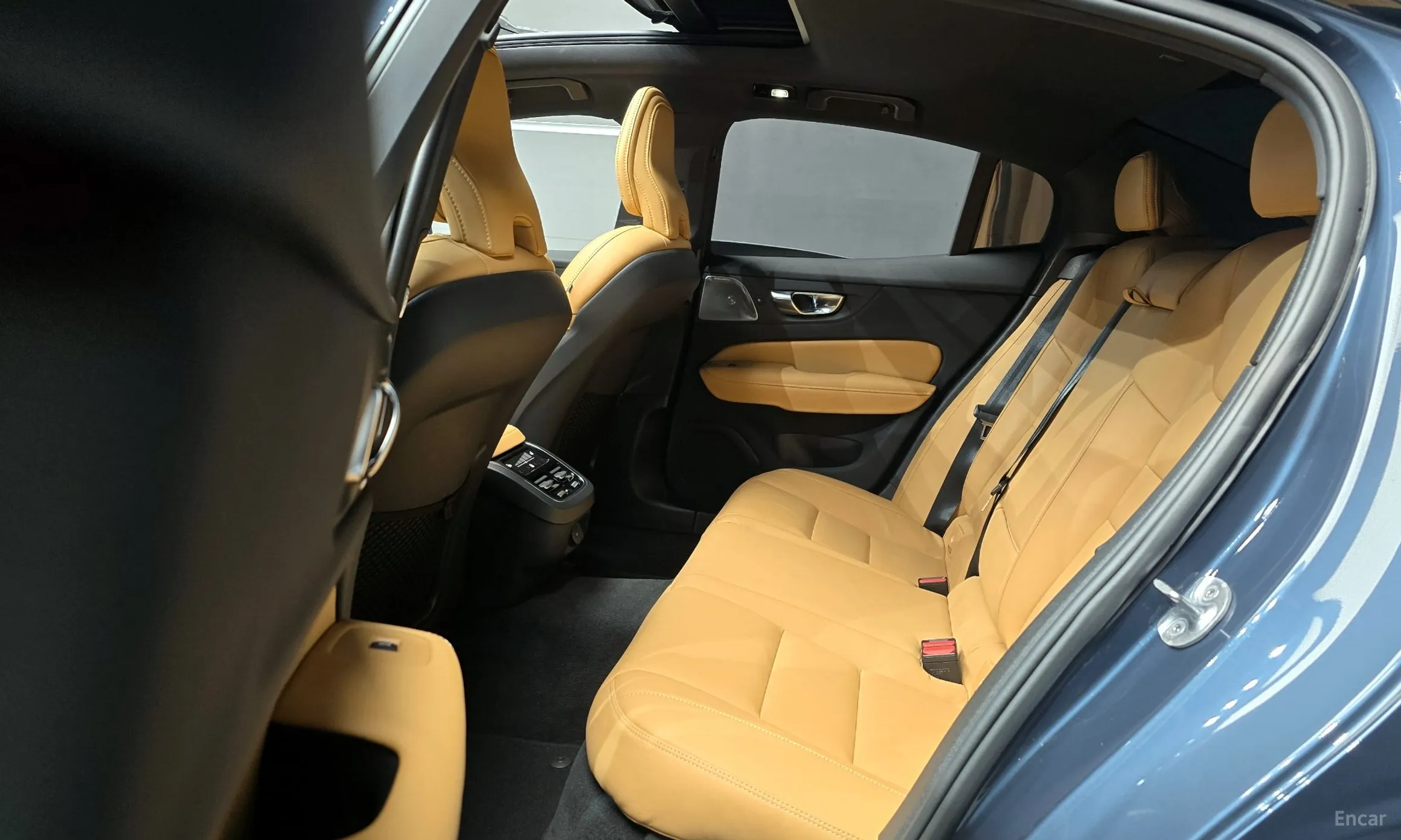 Volvo S60 3rd Generation превью 16