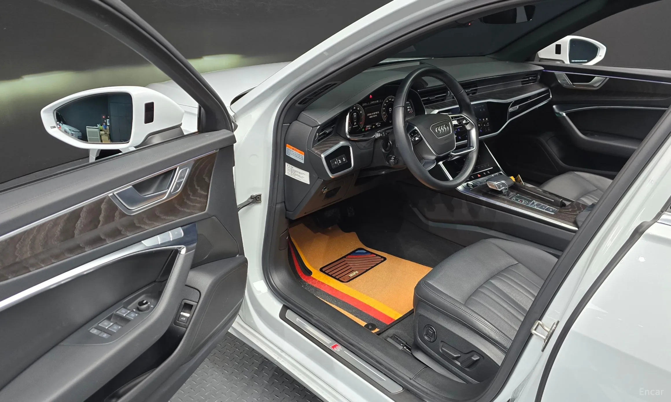 Audi A6 (C8) превью 11