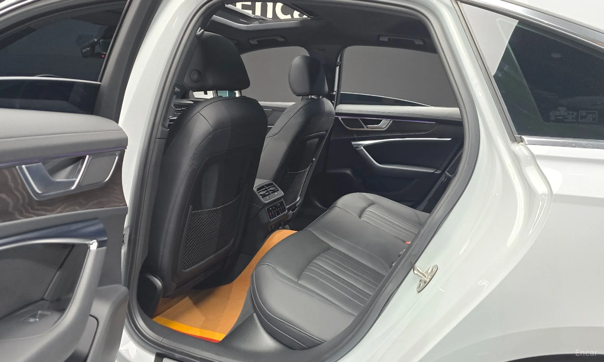 Audi A6 (C8) превью 12