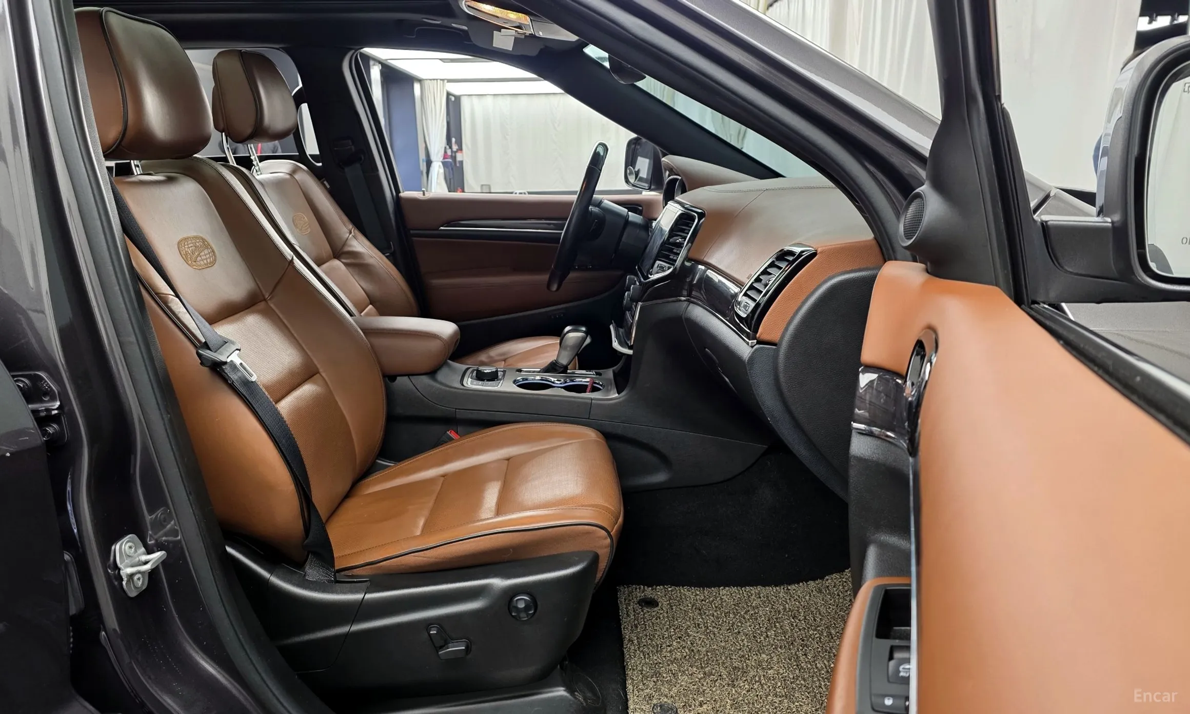 Jeep Grand Cherokee превью 11