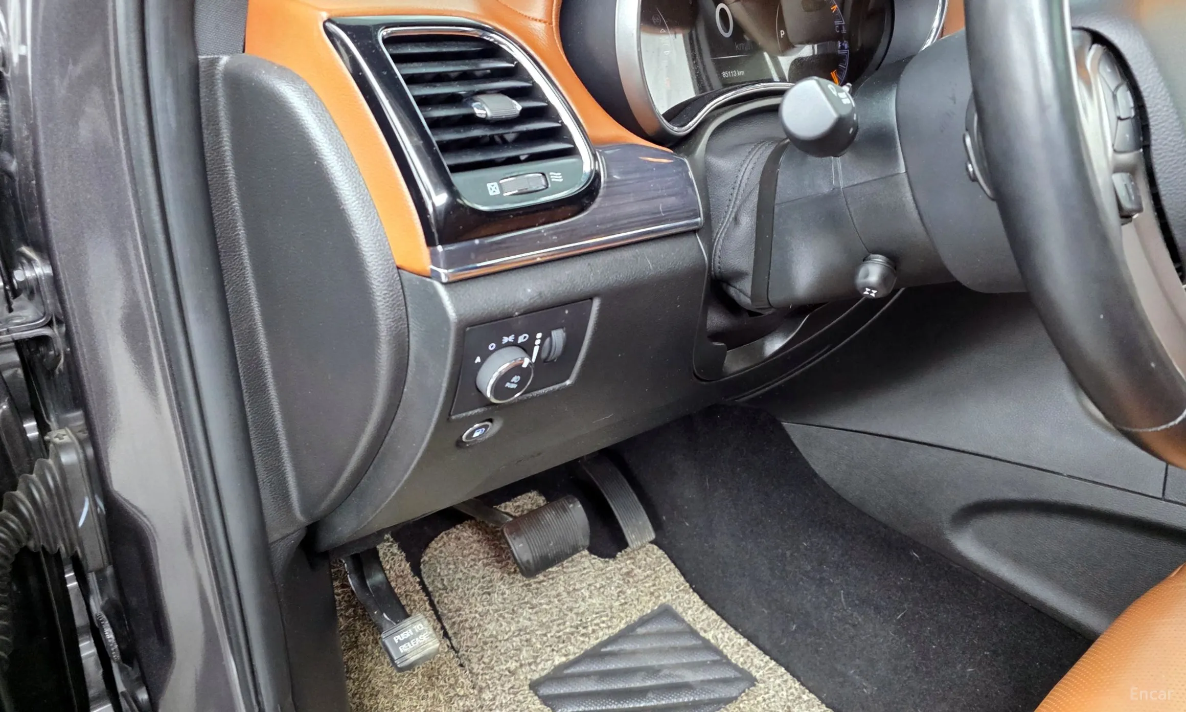 Jeep Grand Cherokee превью 17