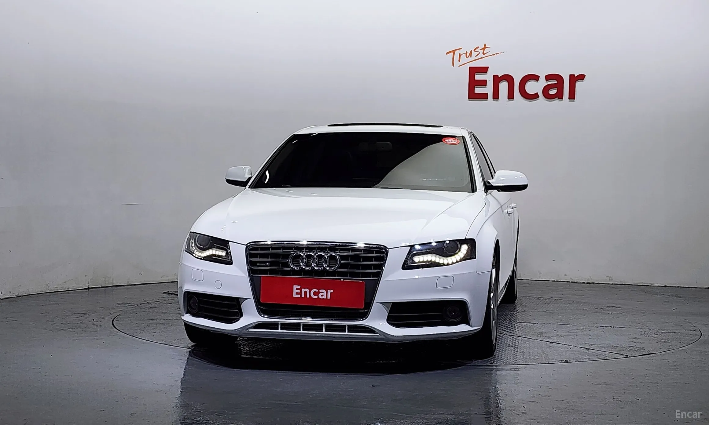 Audi New A4 превью 3