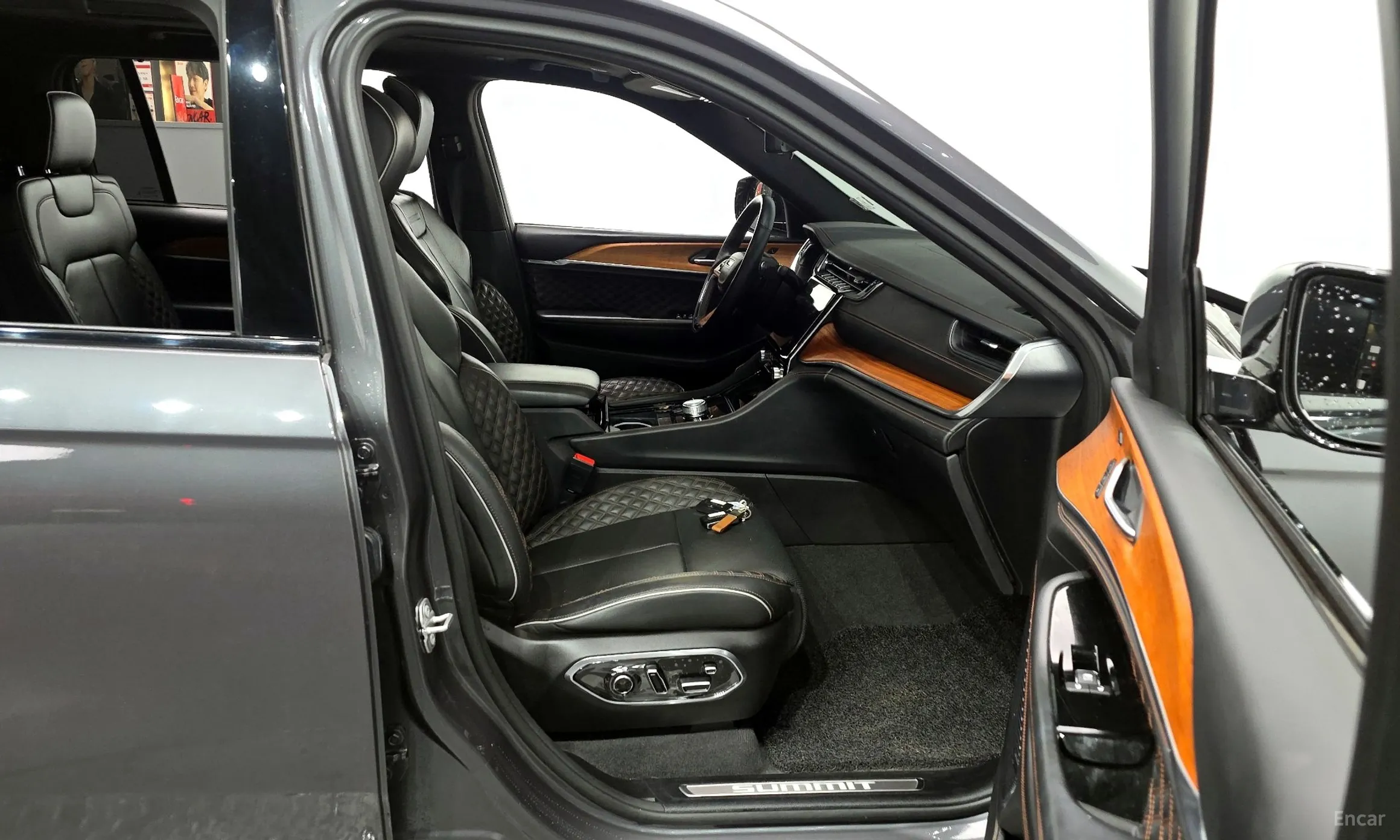 Jeep Grand Cherokee (WL) превью 11