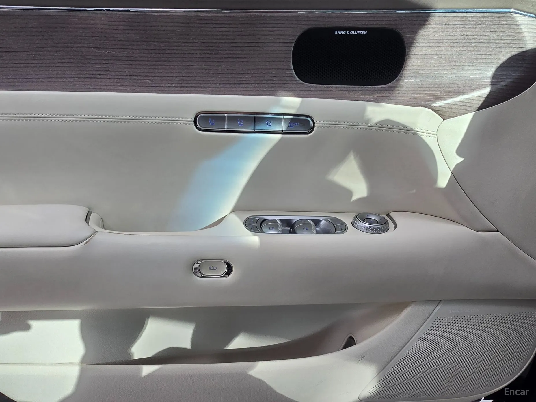 Genesis G90 (RS4) превью 19