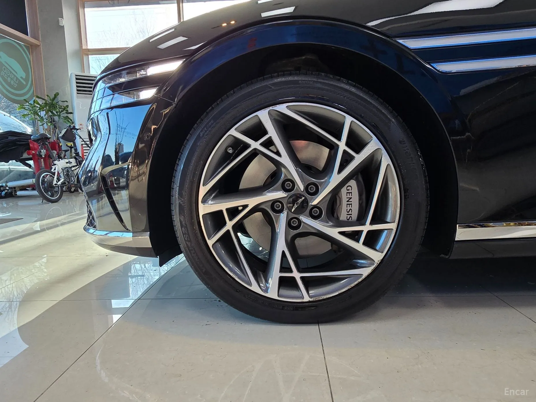 Genesis G90 (RS4) превью 20