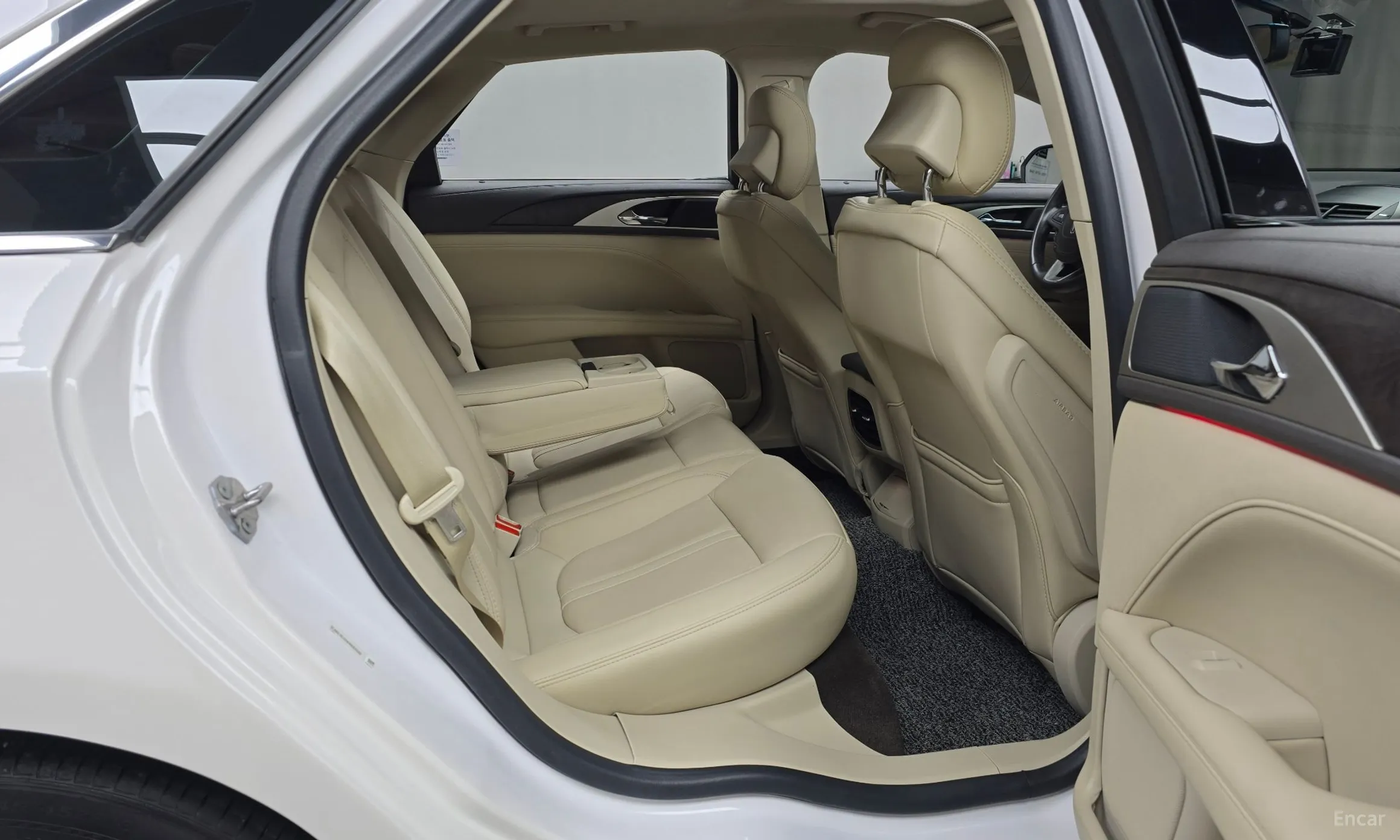 Lincoln New MKZ превью 12