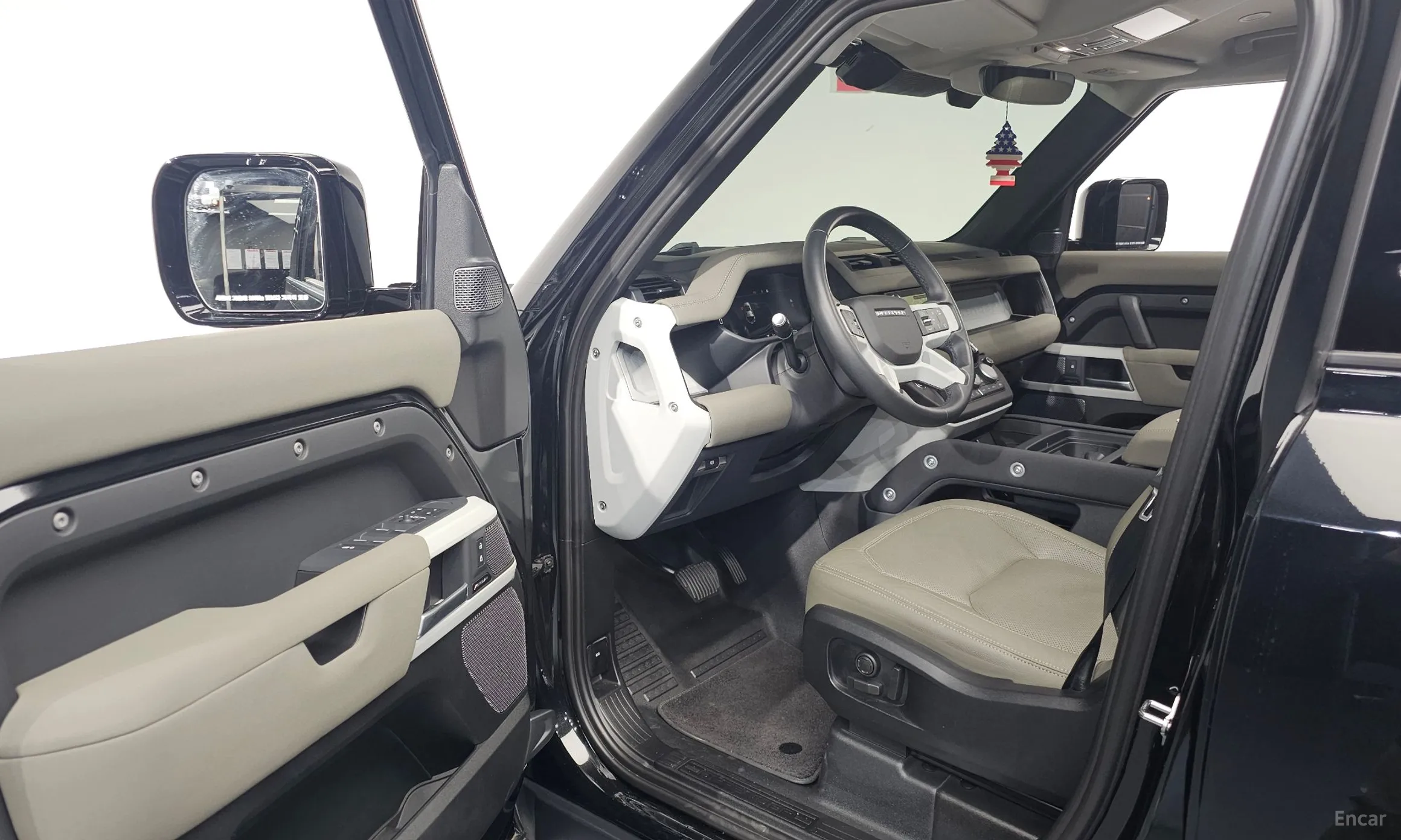 Land Rover Defender (L663) превью 10