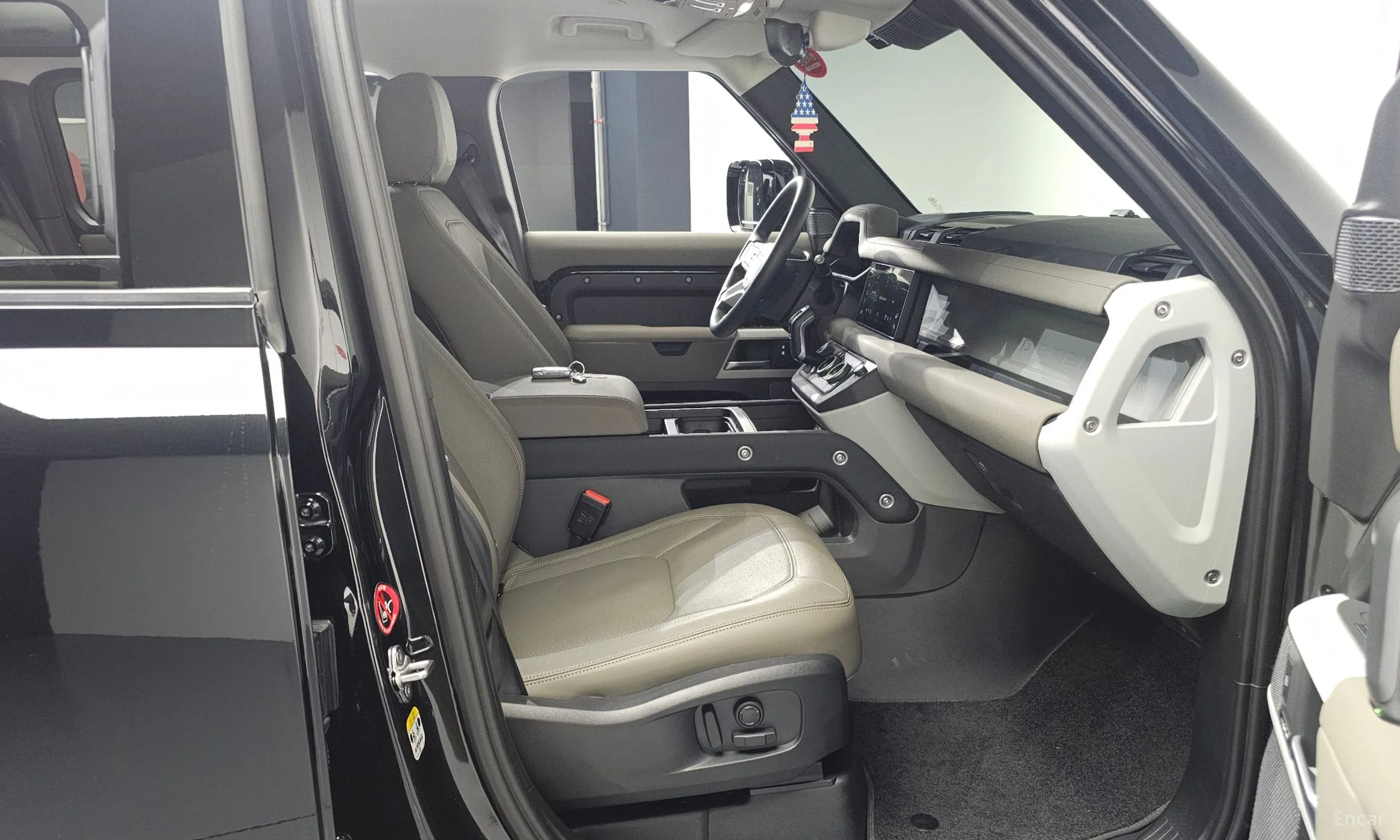 Land Rover Defender (L663) превью 11