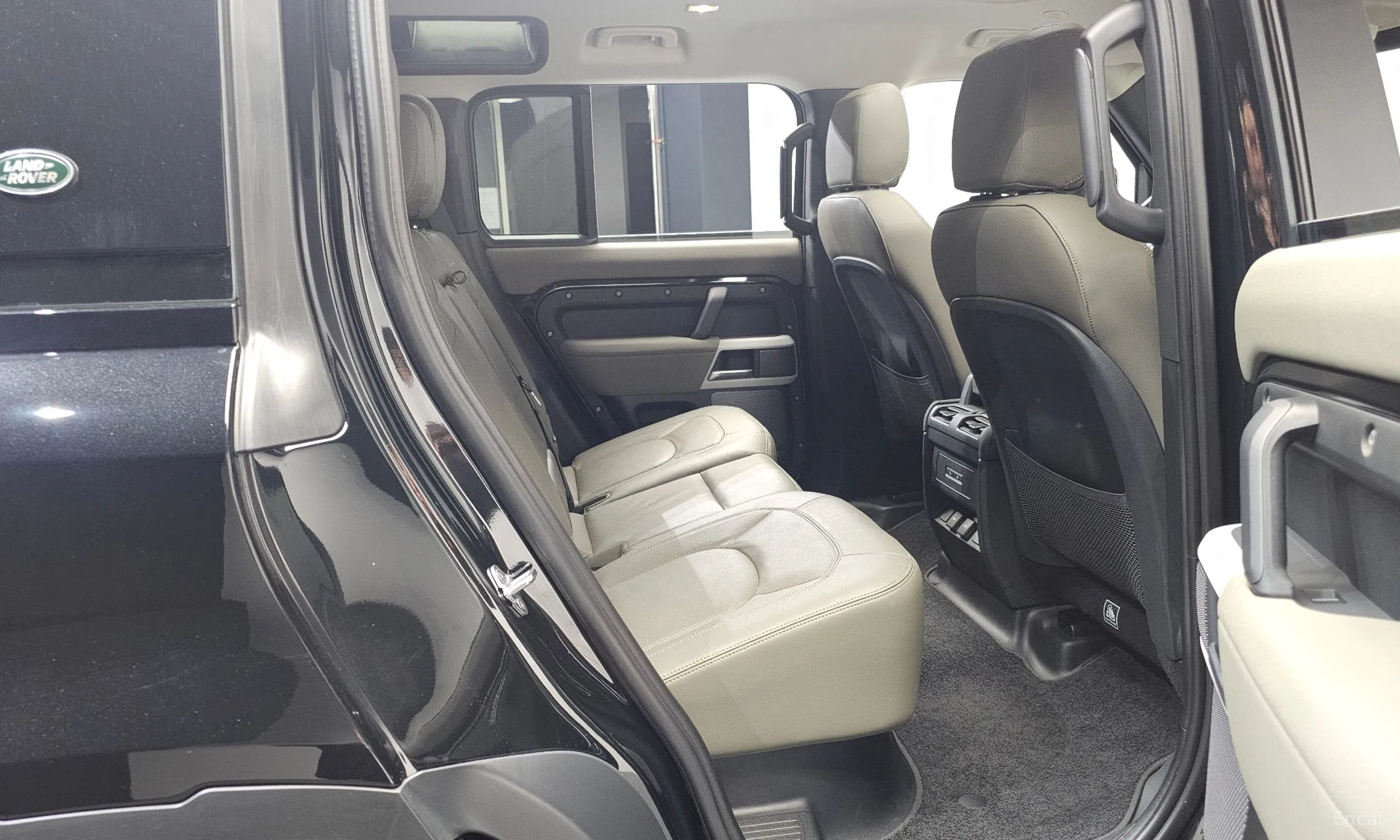 Land Rover Defender (L663) превью 12