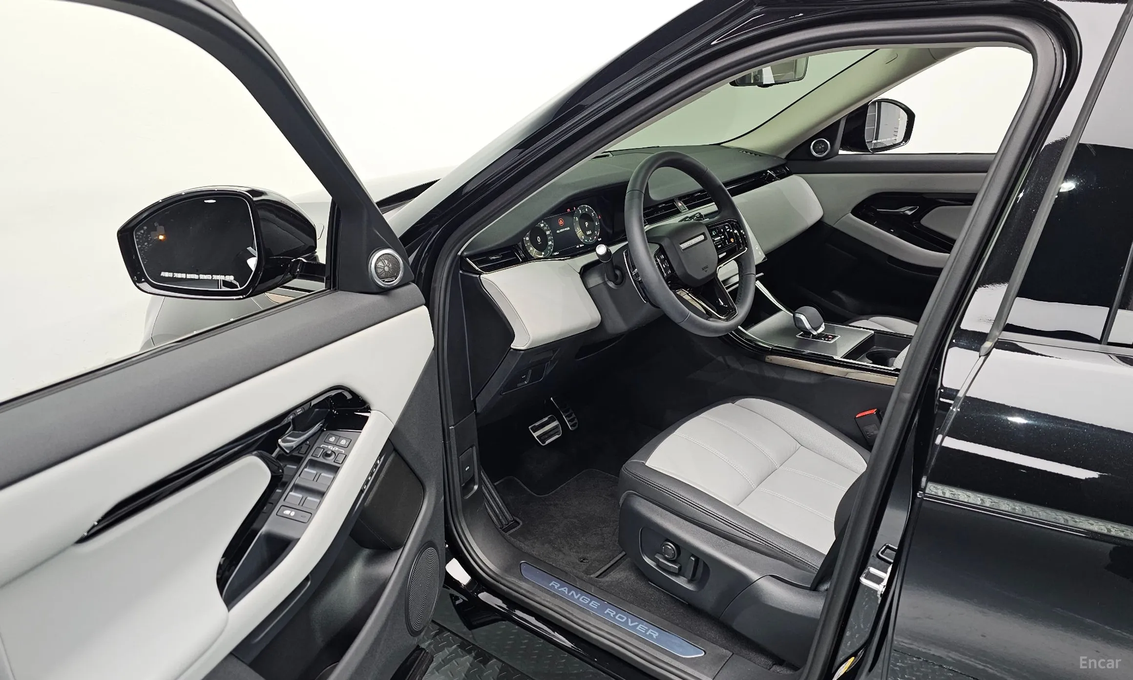 Land Rover Range Rover Evoque 2nd Generation превью 11