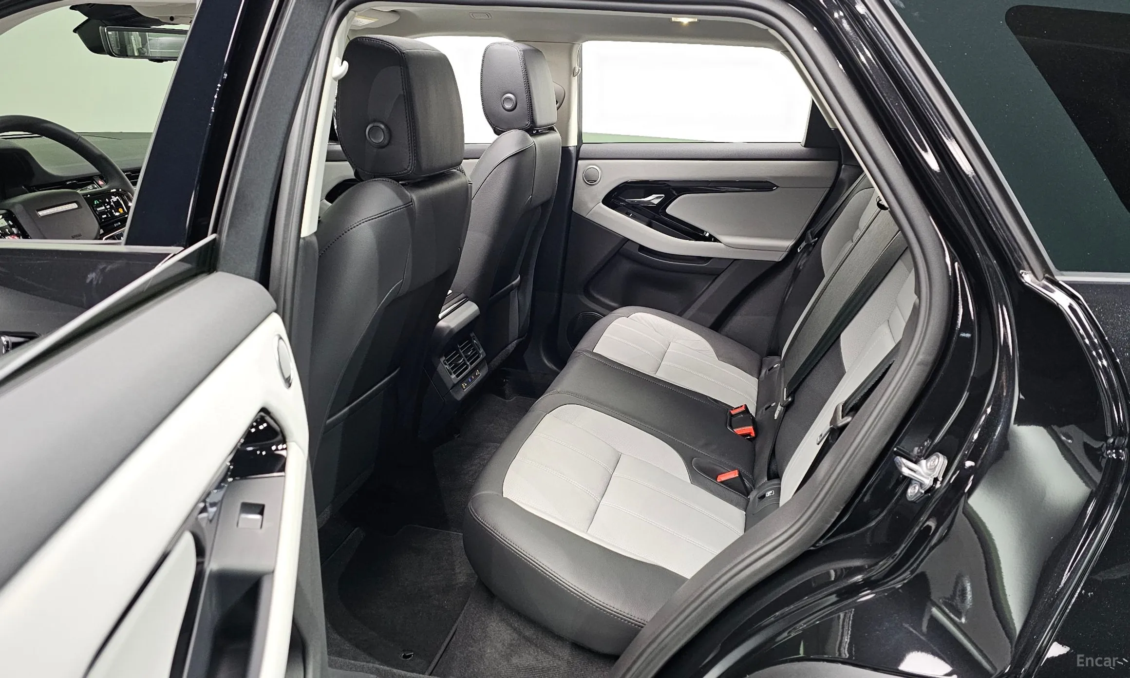 Land Rover Range Rover Evoque 2nd Generation превью 16