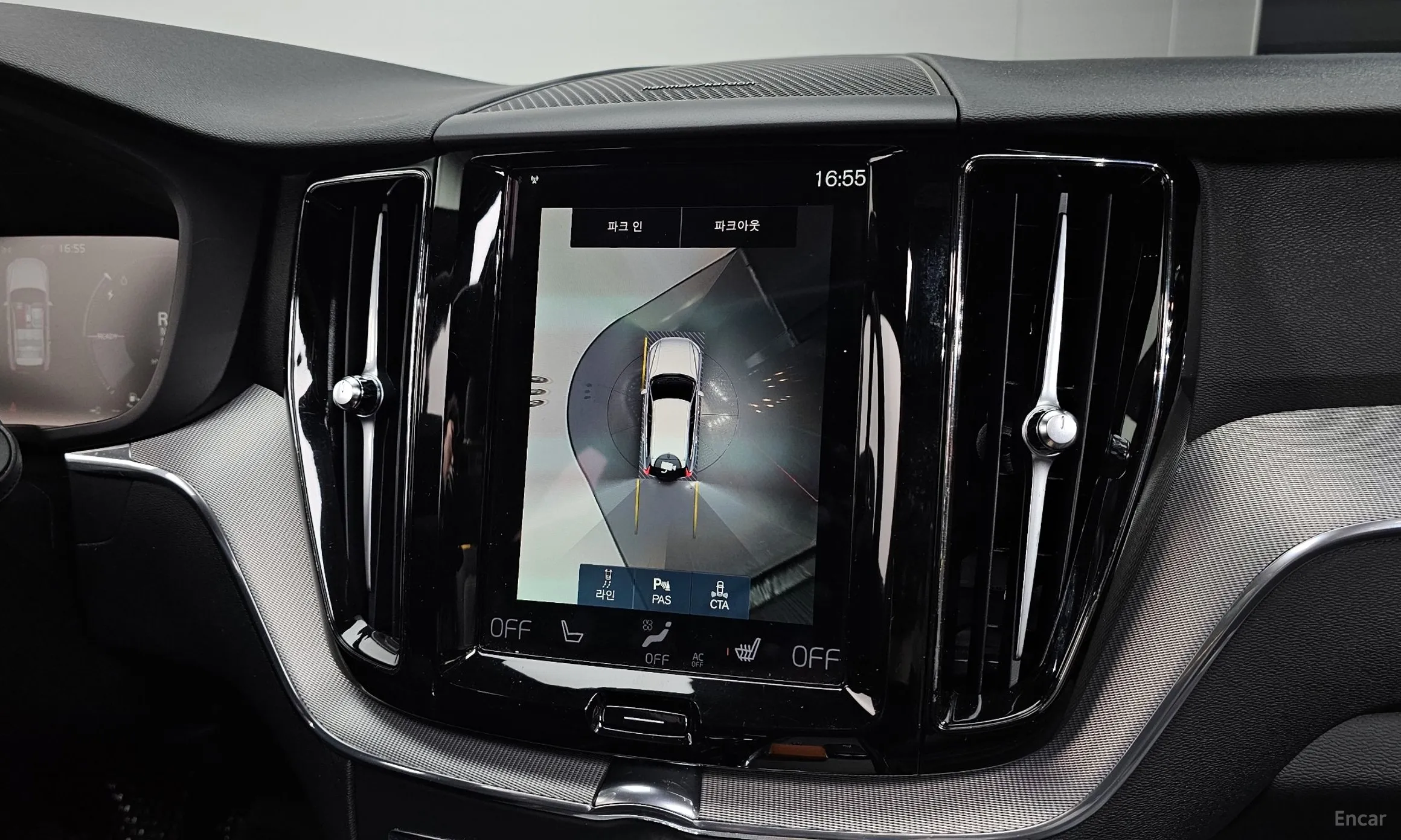 Volvo XC60 Gen 2 превью 16
