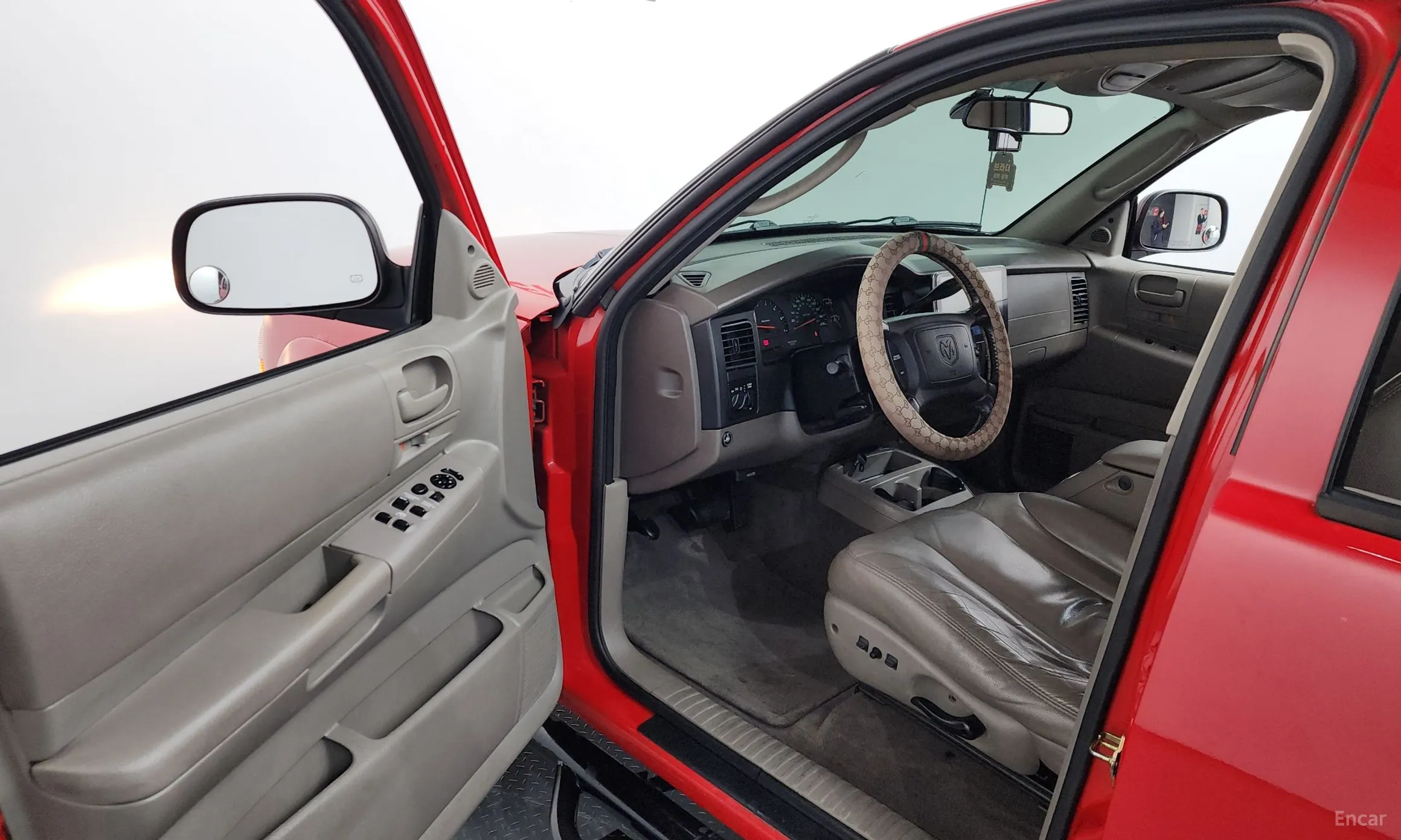 Dodge Dakota превью 10