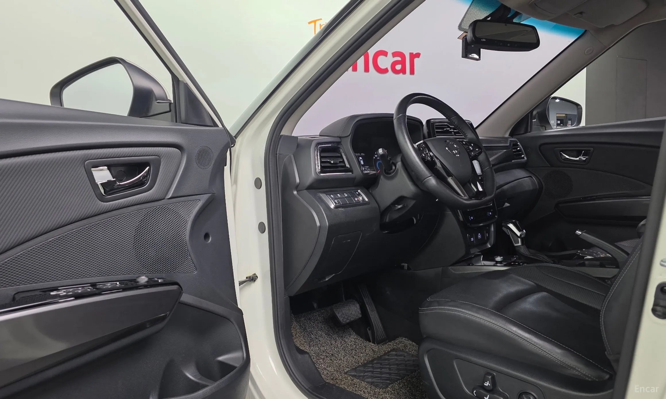 KG Mobility (SsangYong) Berry New Tivoli превью 11