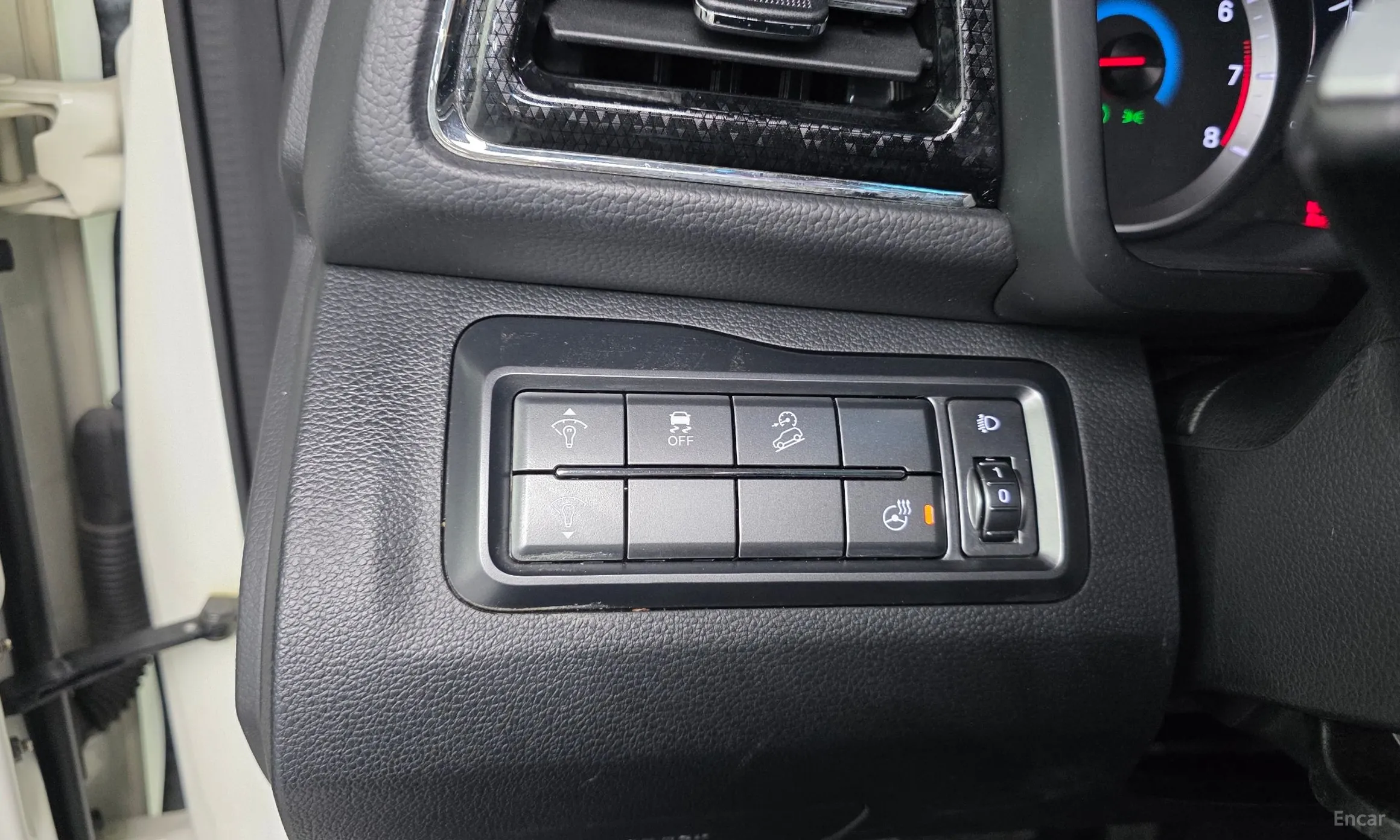 KG Mobility (SsangYong) Berry New Tivoli превью 13