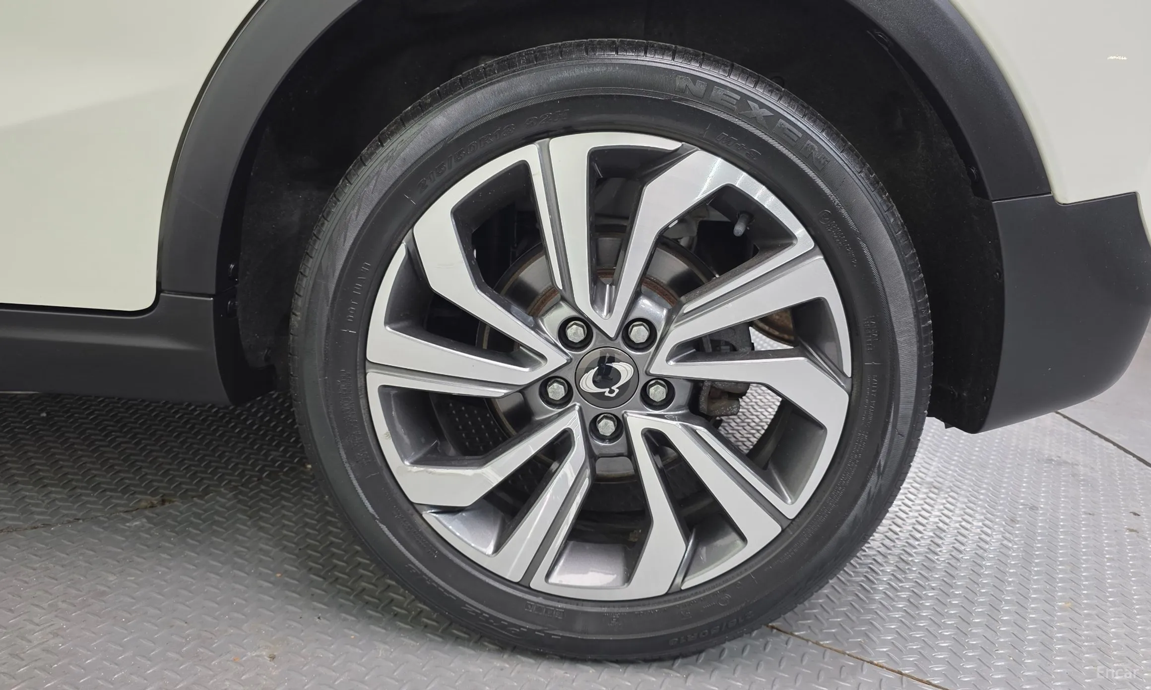 KG Mobility (SsangYong) Berry New Tivoli превью 5