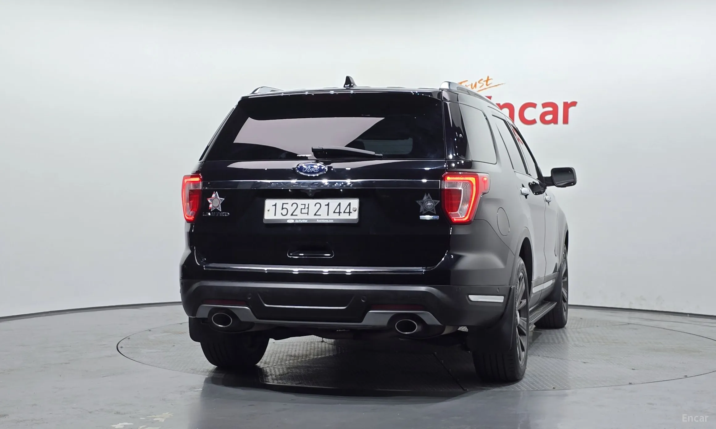 Ford Explorer превью 4